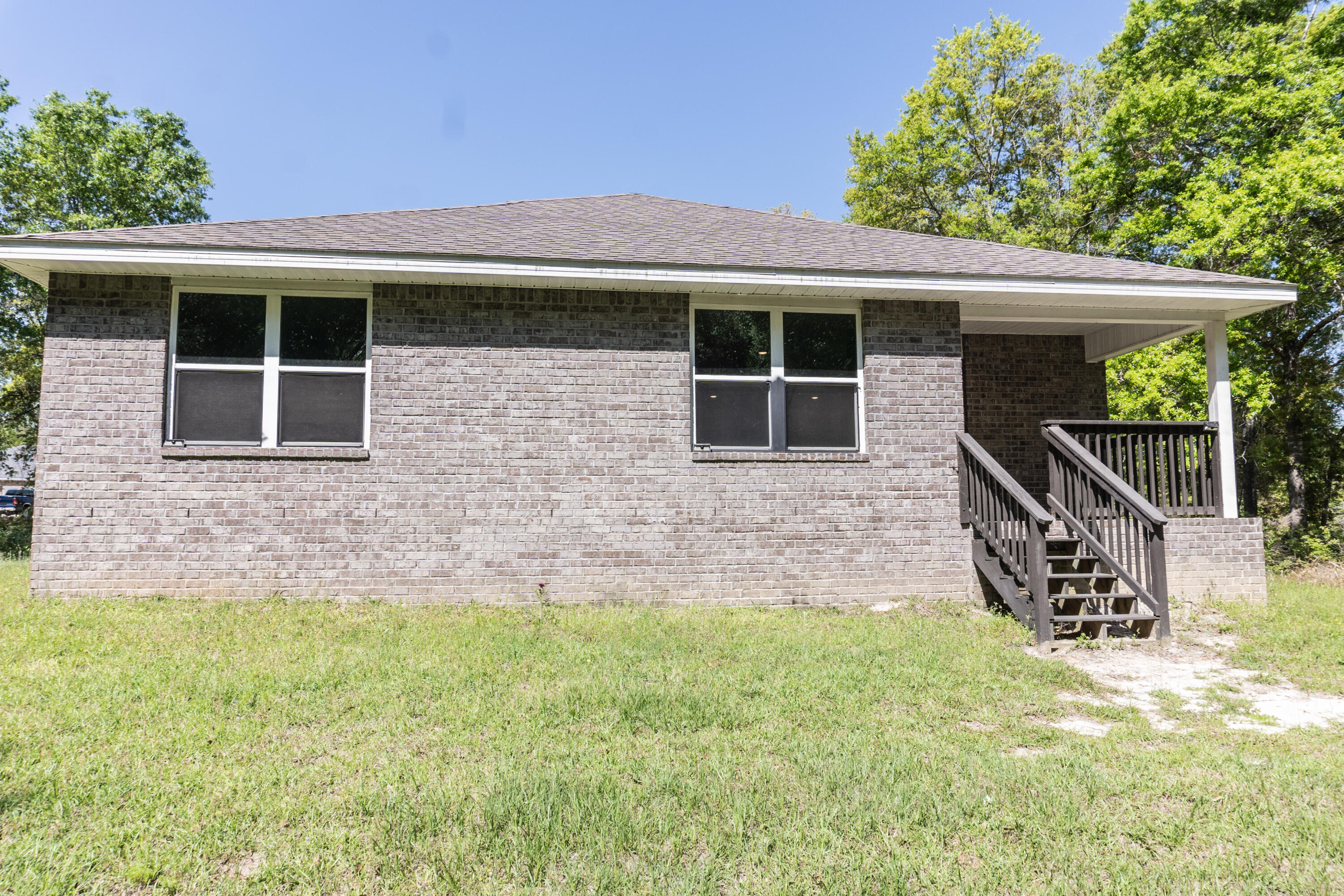 ASHTIN ESTATES - Residential Lease