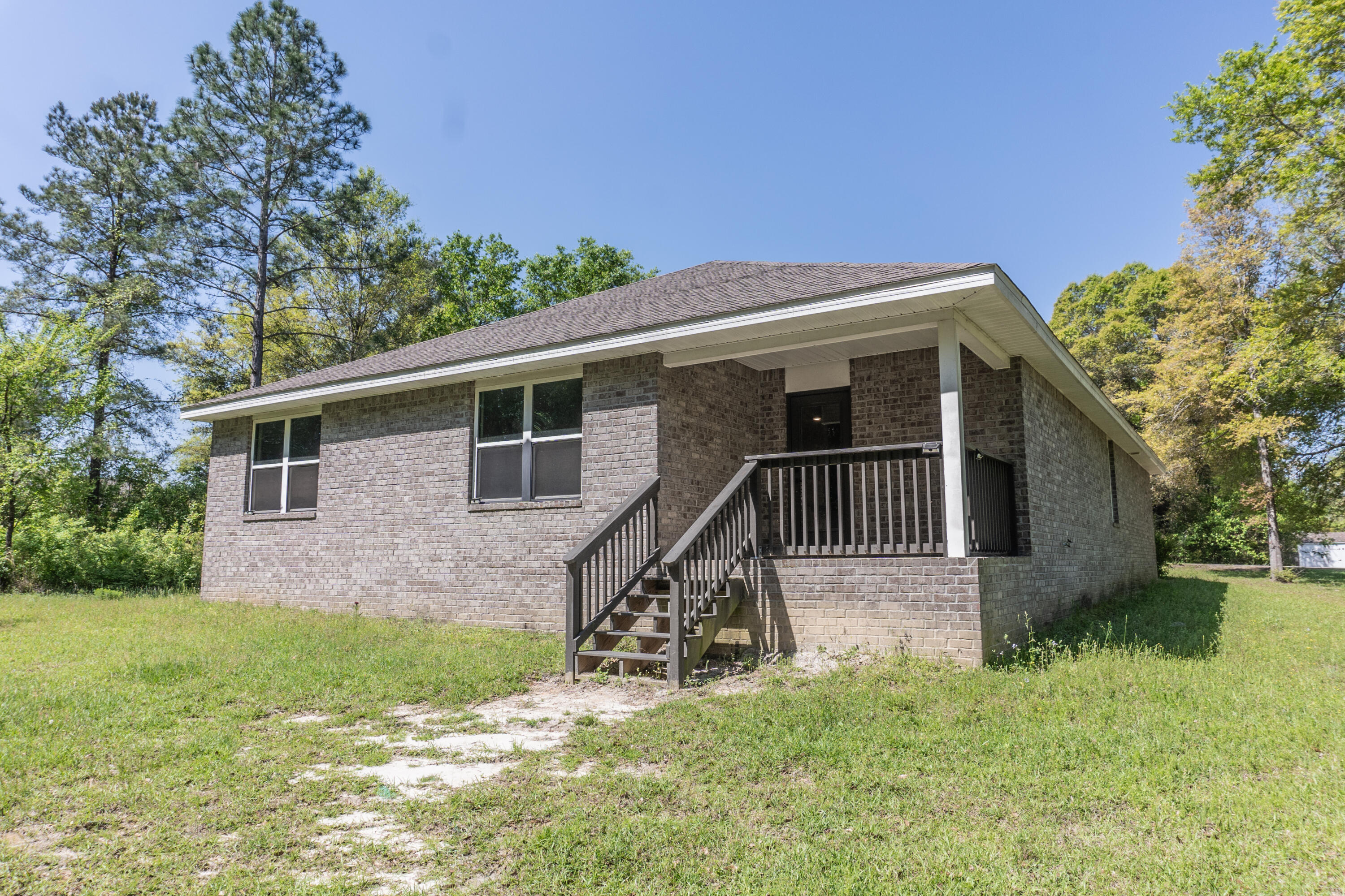 ASHTIN ESTATES - Residential Lease