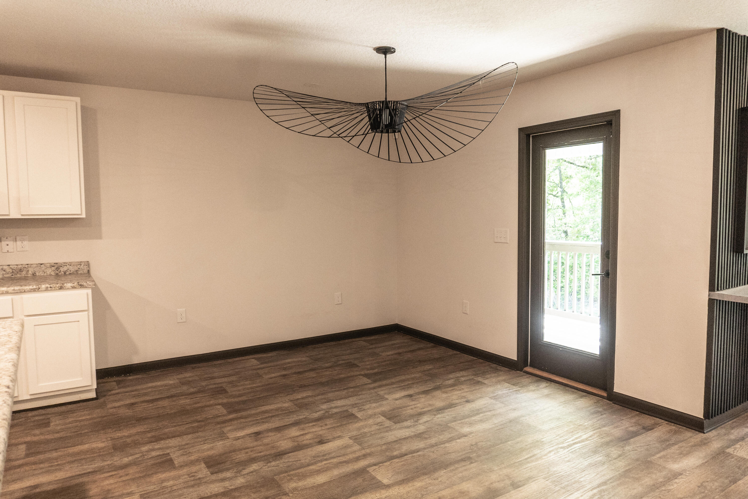 ASHTIN ESTATES - Residential Lease