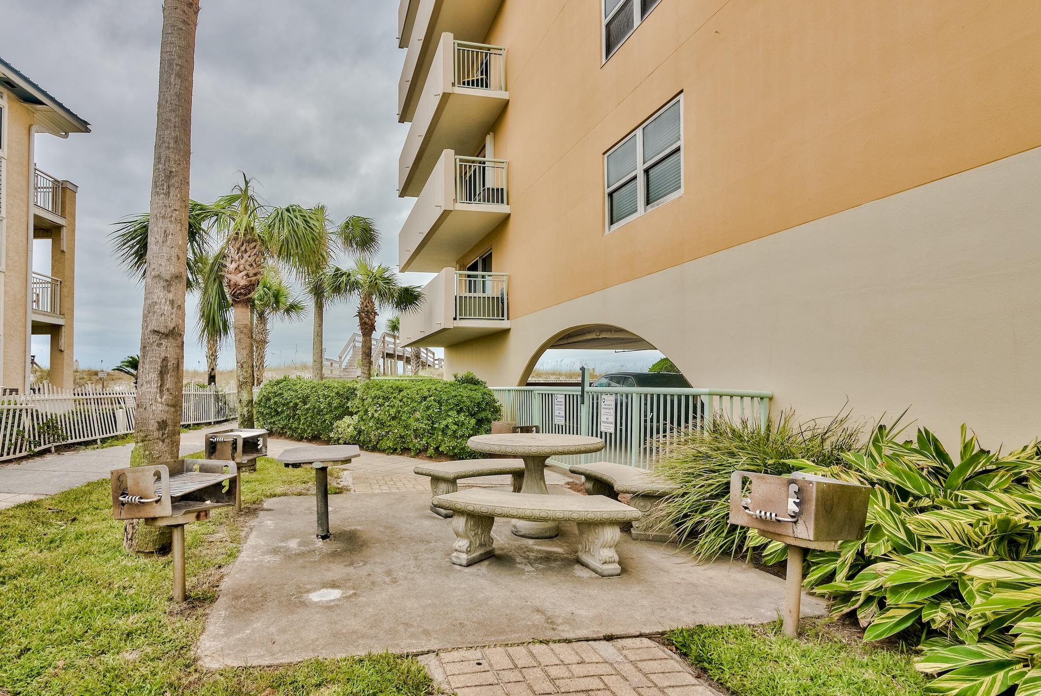 PELICAN ISLE - Residential