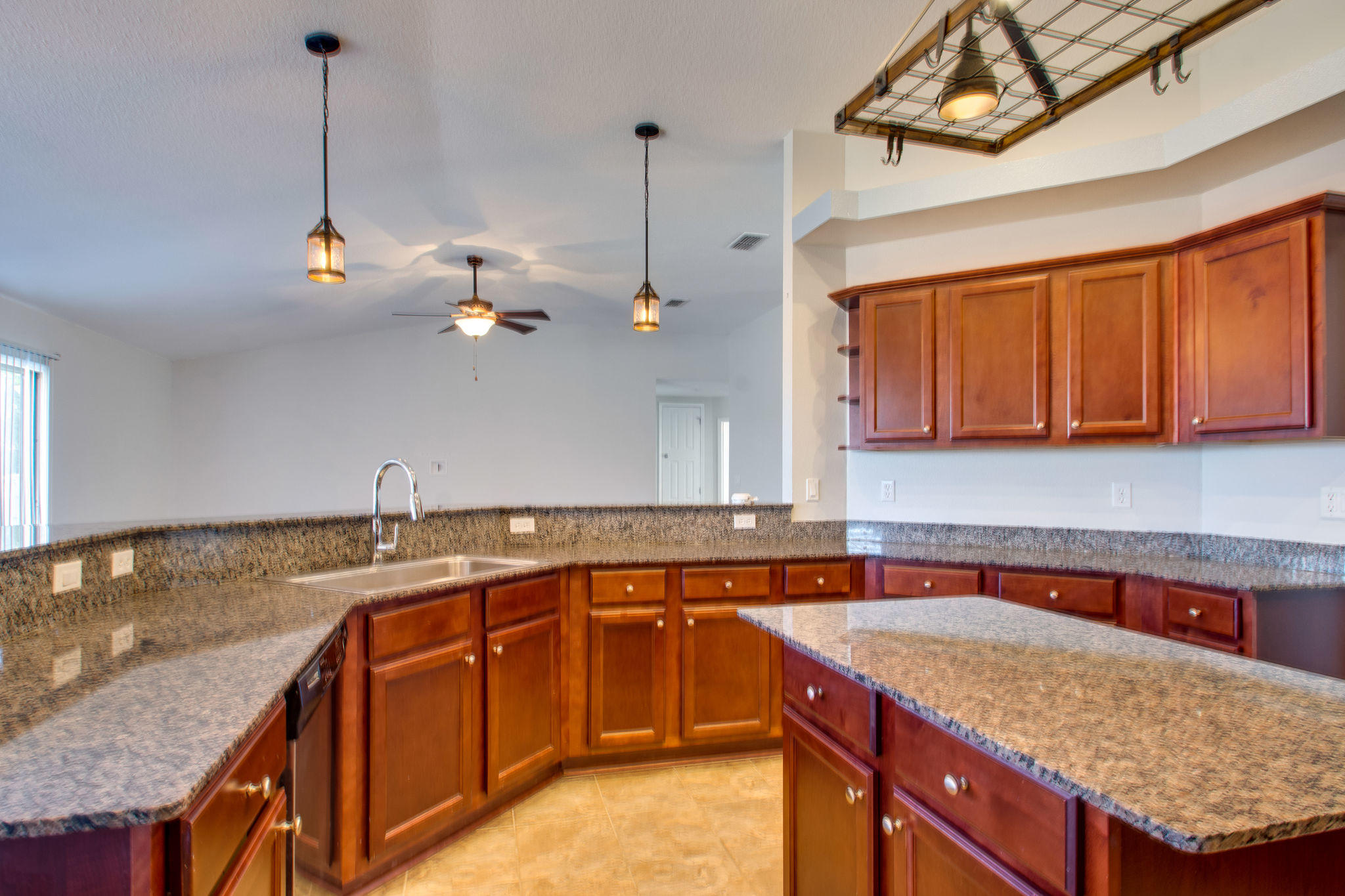 SILVER SPRINGS EST - Residential