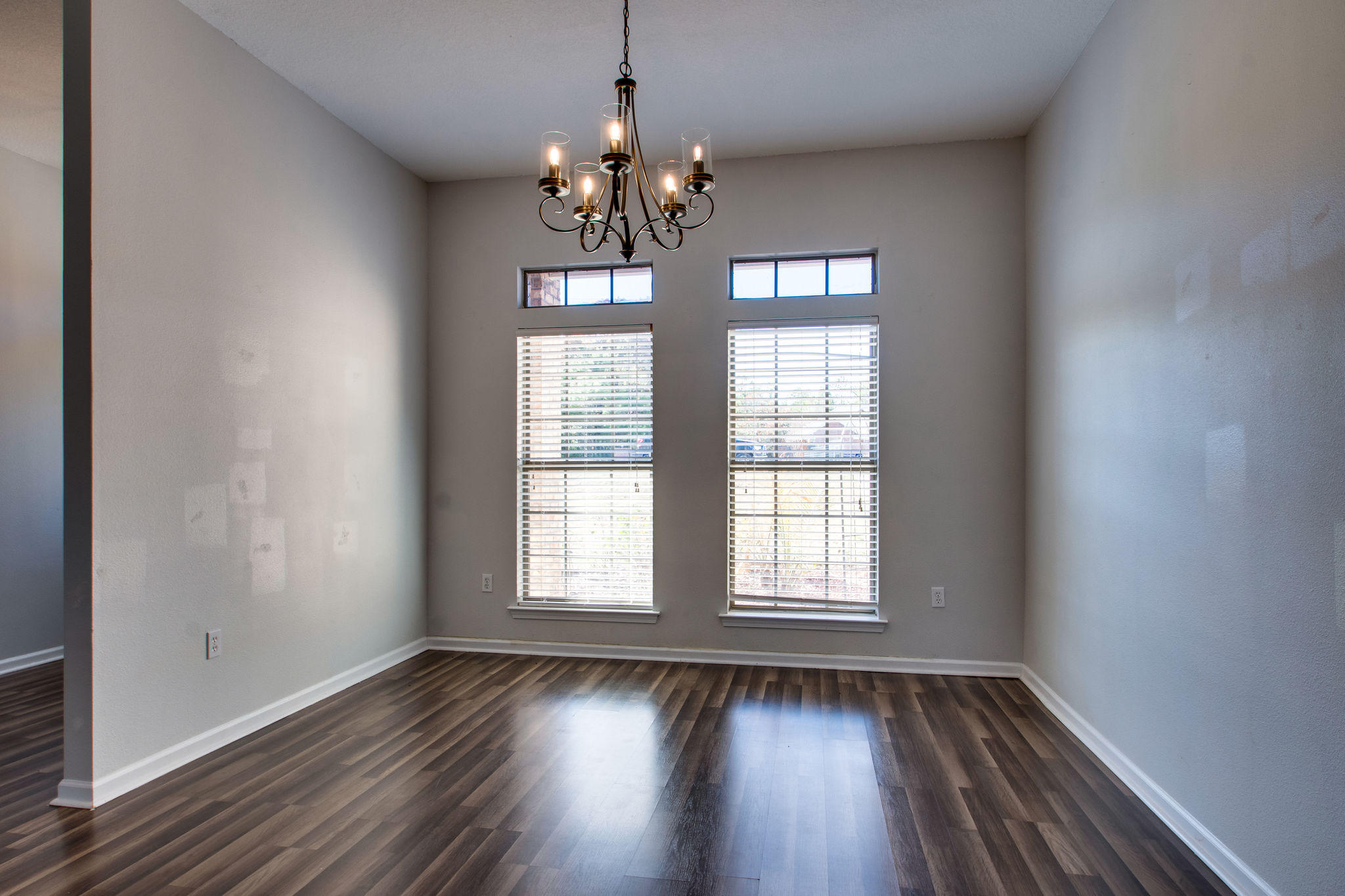 SILVER SPRINGS EST - Residential