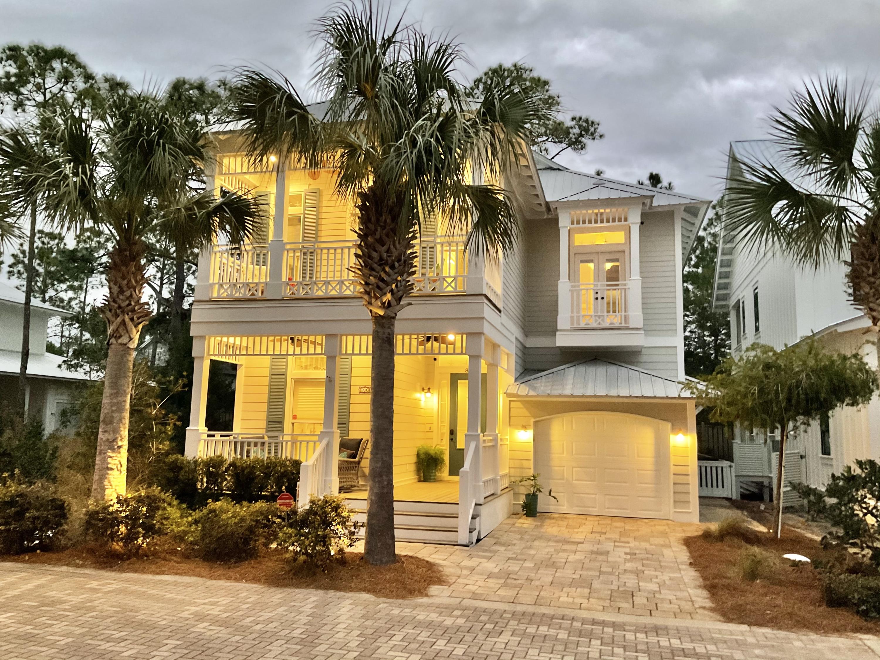 COTTAGES AT EASTERN LAKE - Residential
