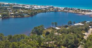COTTAGES AT EASTERN LAKE - Residential
