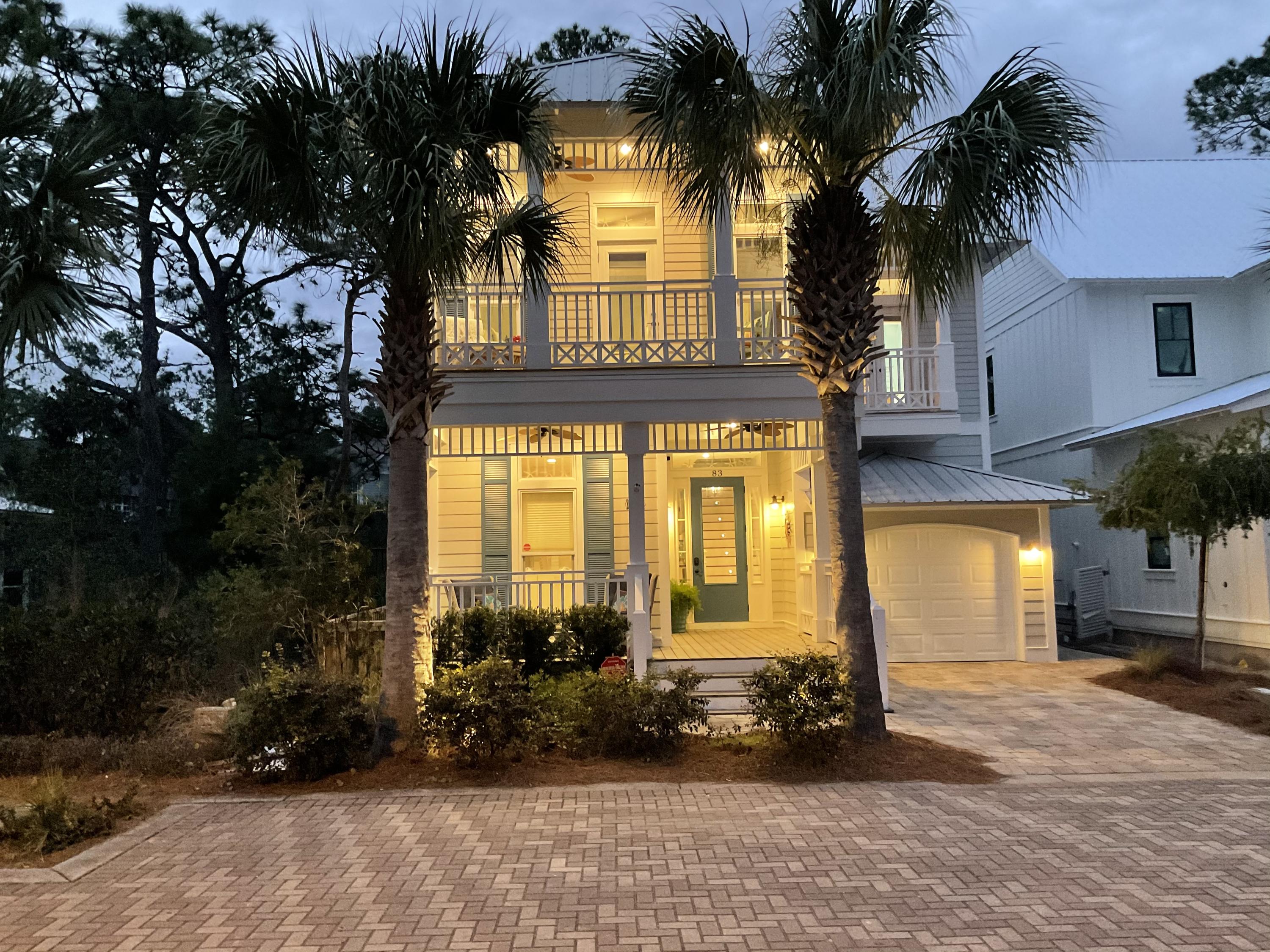 COTTAGES AT EASTERN LAKE - Residential