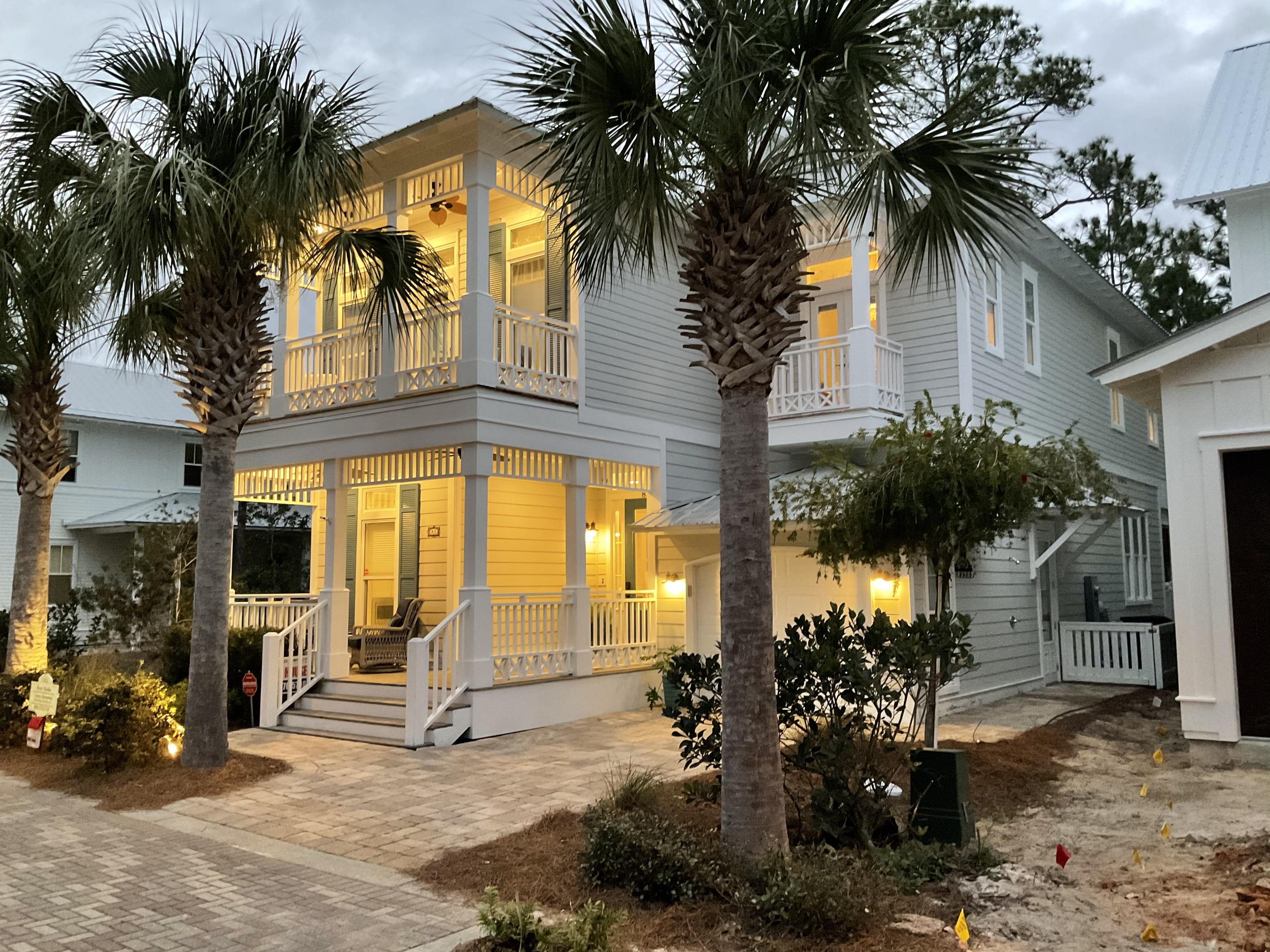 COTTAGES AT EASTERN LAKE - Residential