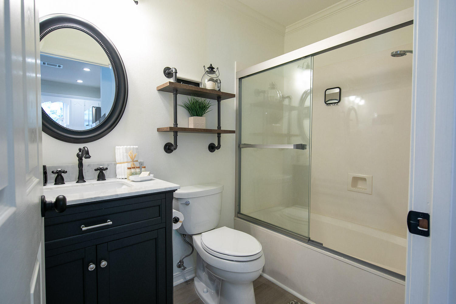 BLUE MOUNTAIN BEACH - Residential