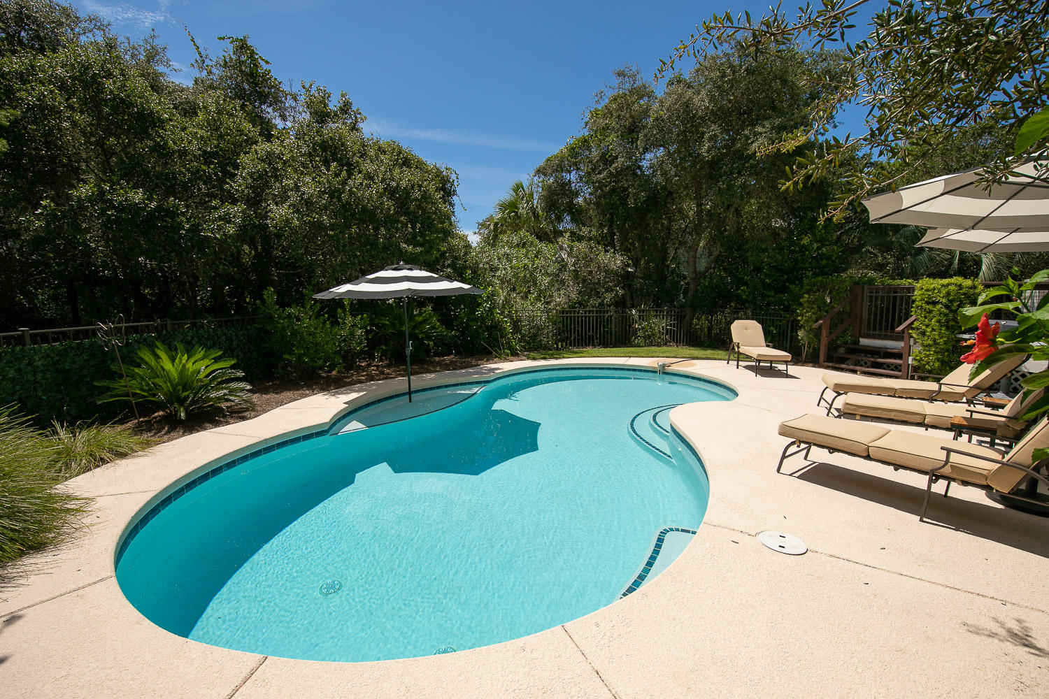 BLUE MOUNTAIN BEACH - Residential