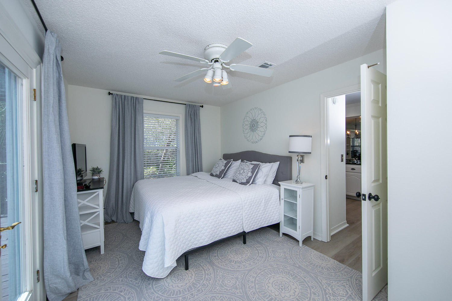 BLUE MOUNTAIN BEACH - Residential