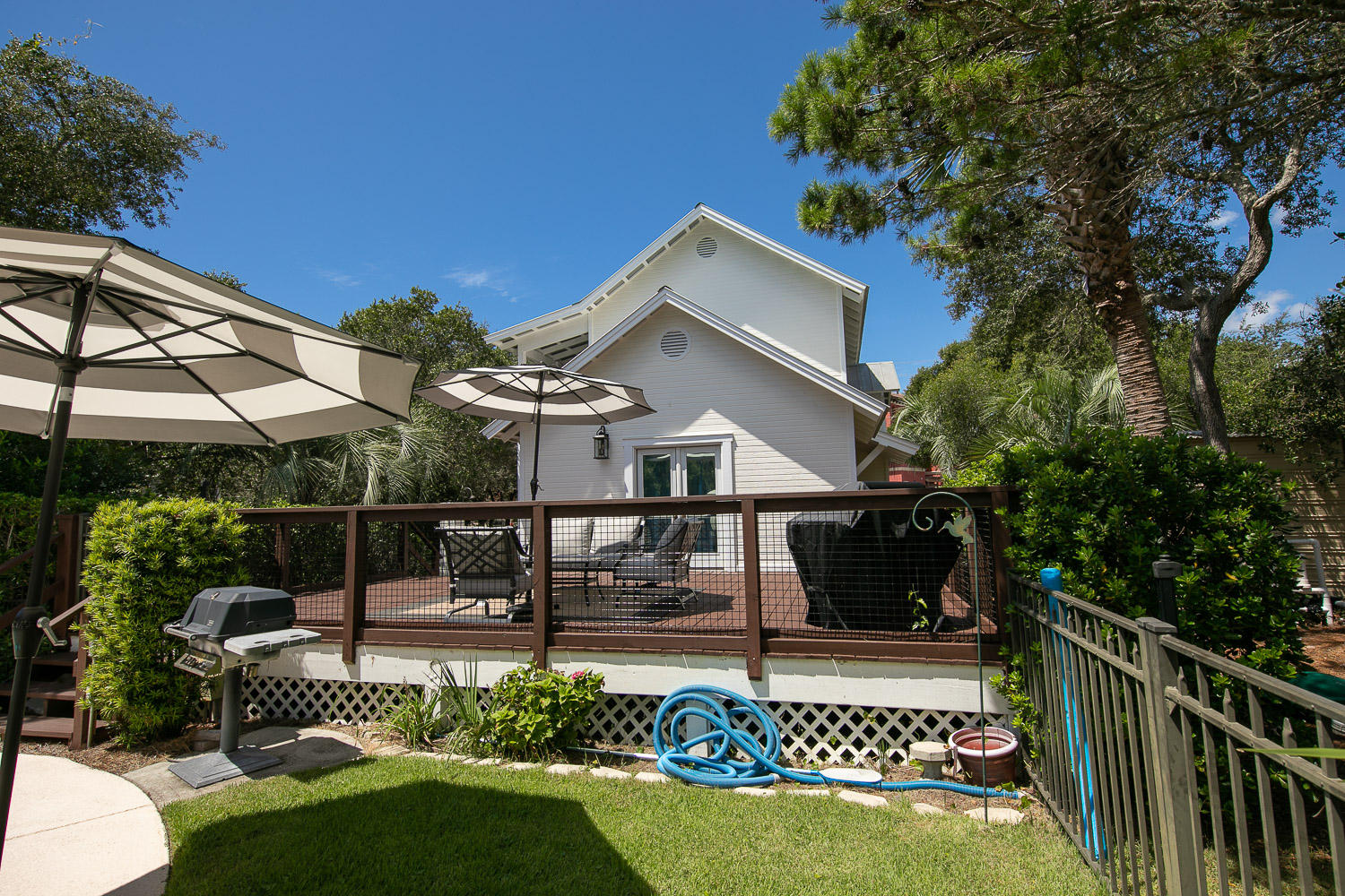 BLUE MOUNTAIN BEACH - Residential