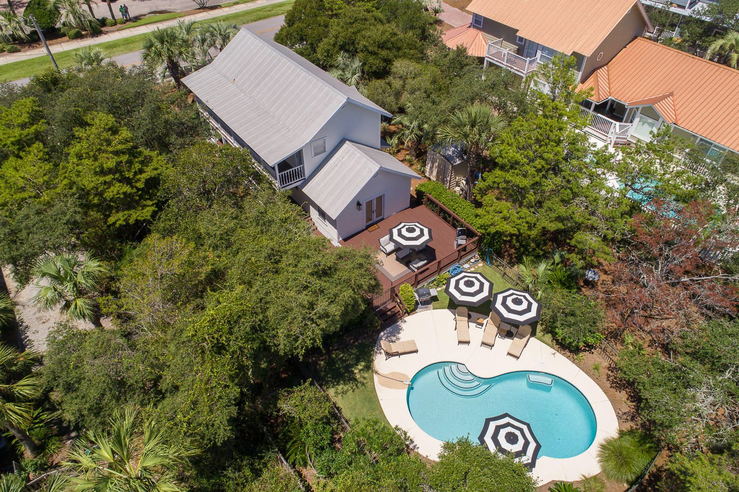 BLUE MOUNTAIN BEACH - Residential