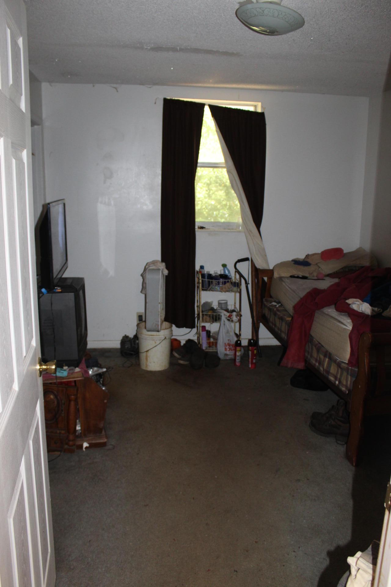 NO RECORDED SUBDIVISION - Residential