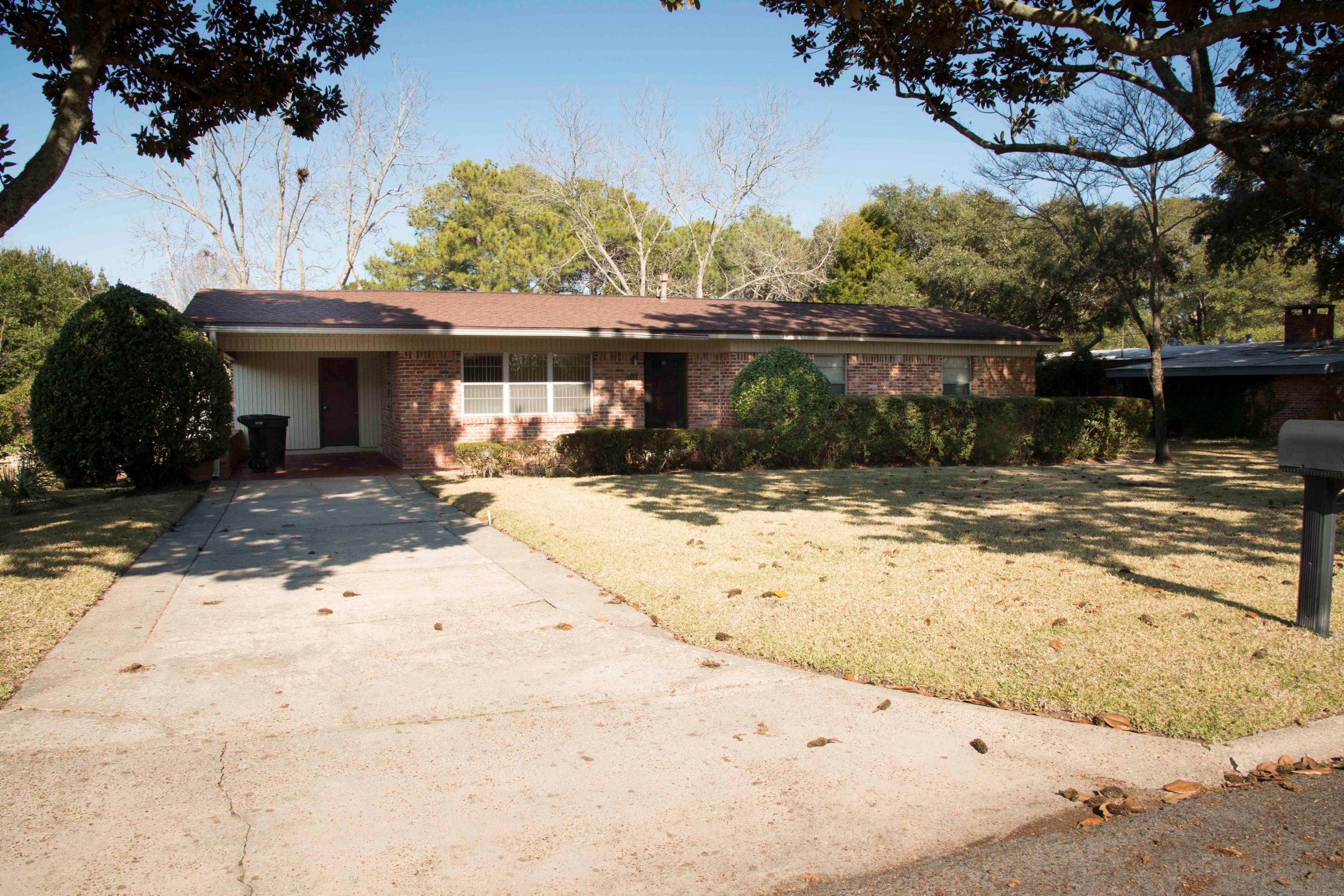 BAYOU WOODS - Residential