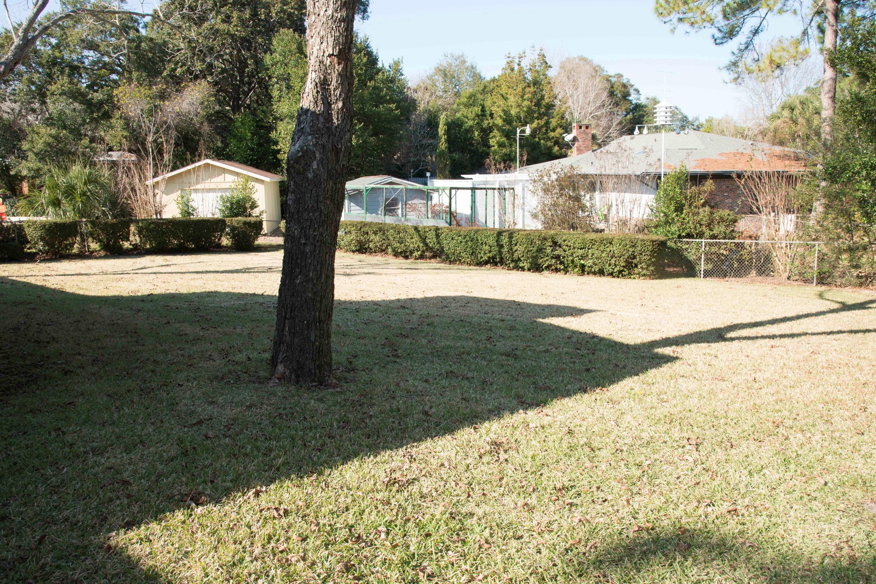 BAYOU WOODS - Residential