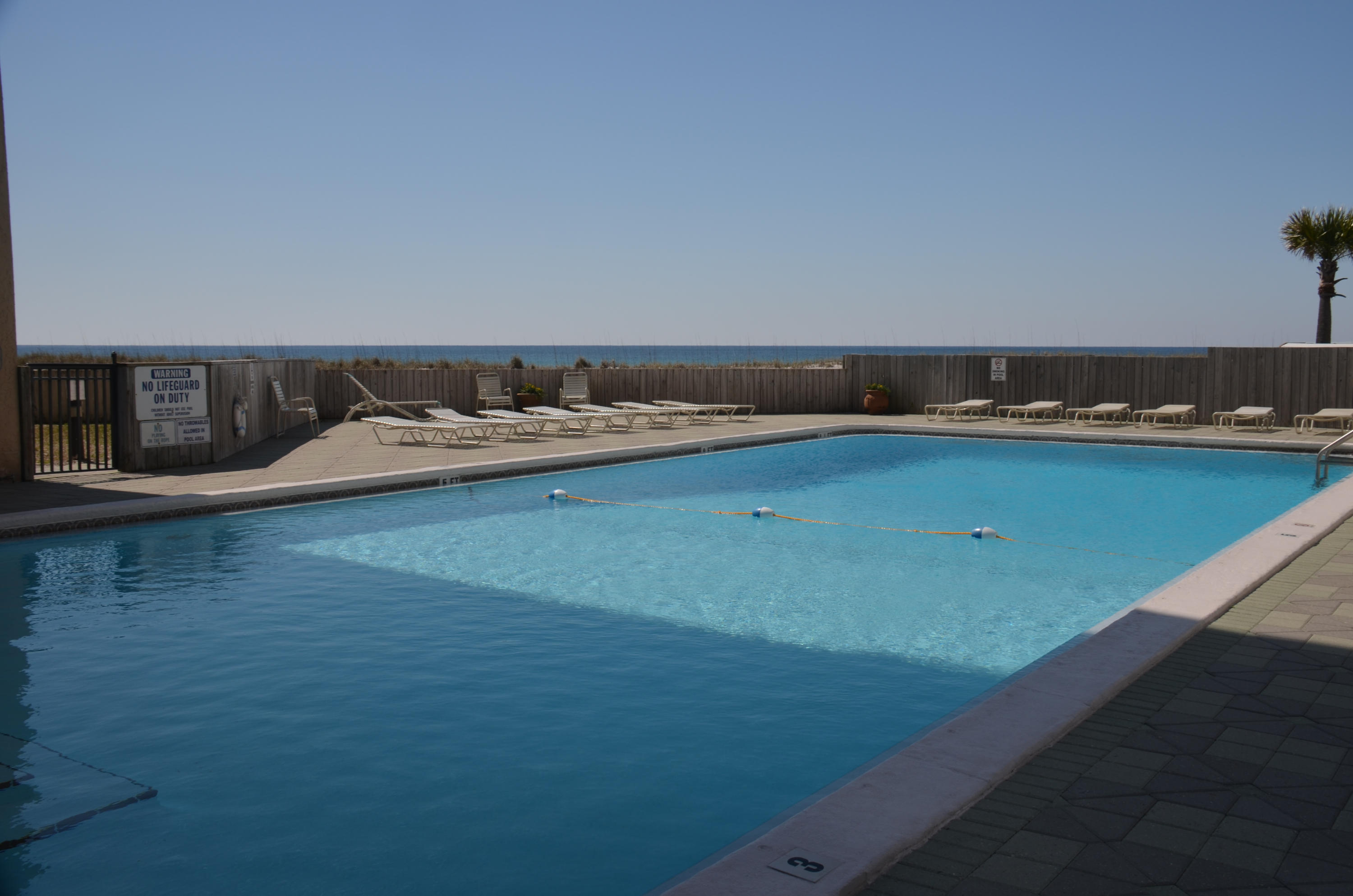 NAVARRE TOWERS CONDO - Residential