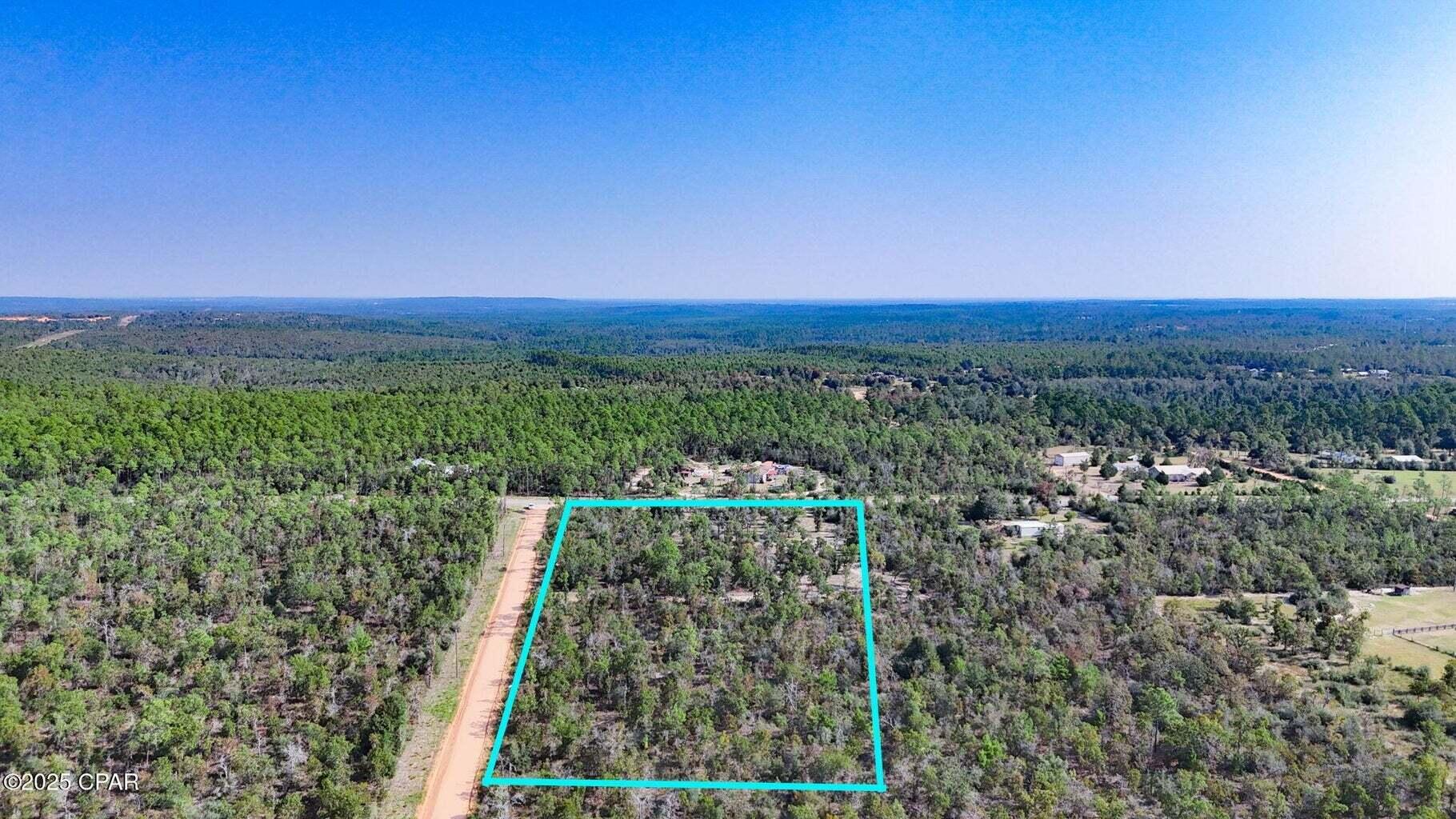 NO RECORDED SUBDIVISION - Land