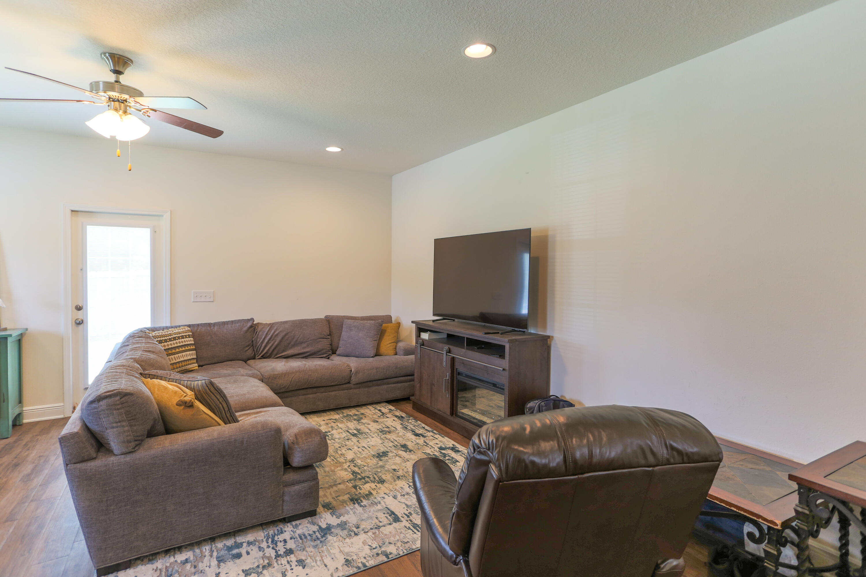 Iron Horse - Residential