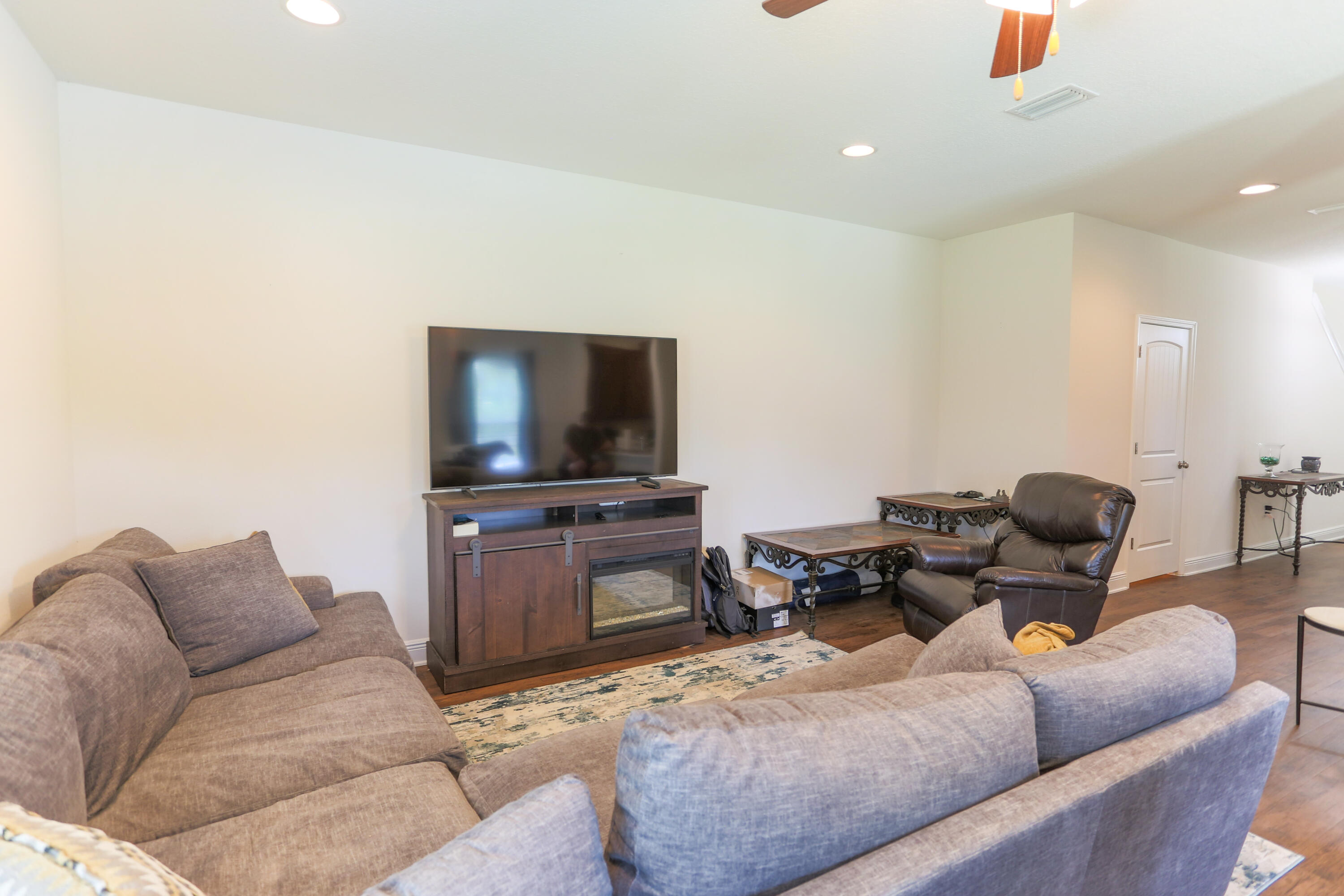Iron Horse - Residential