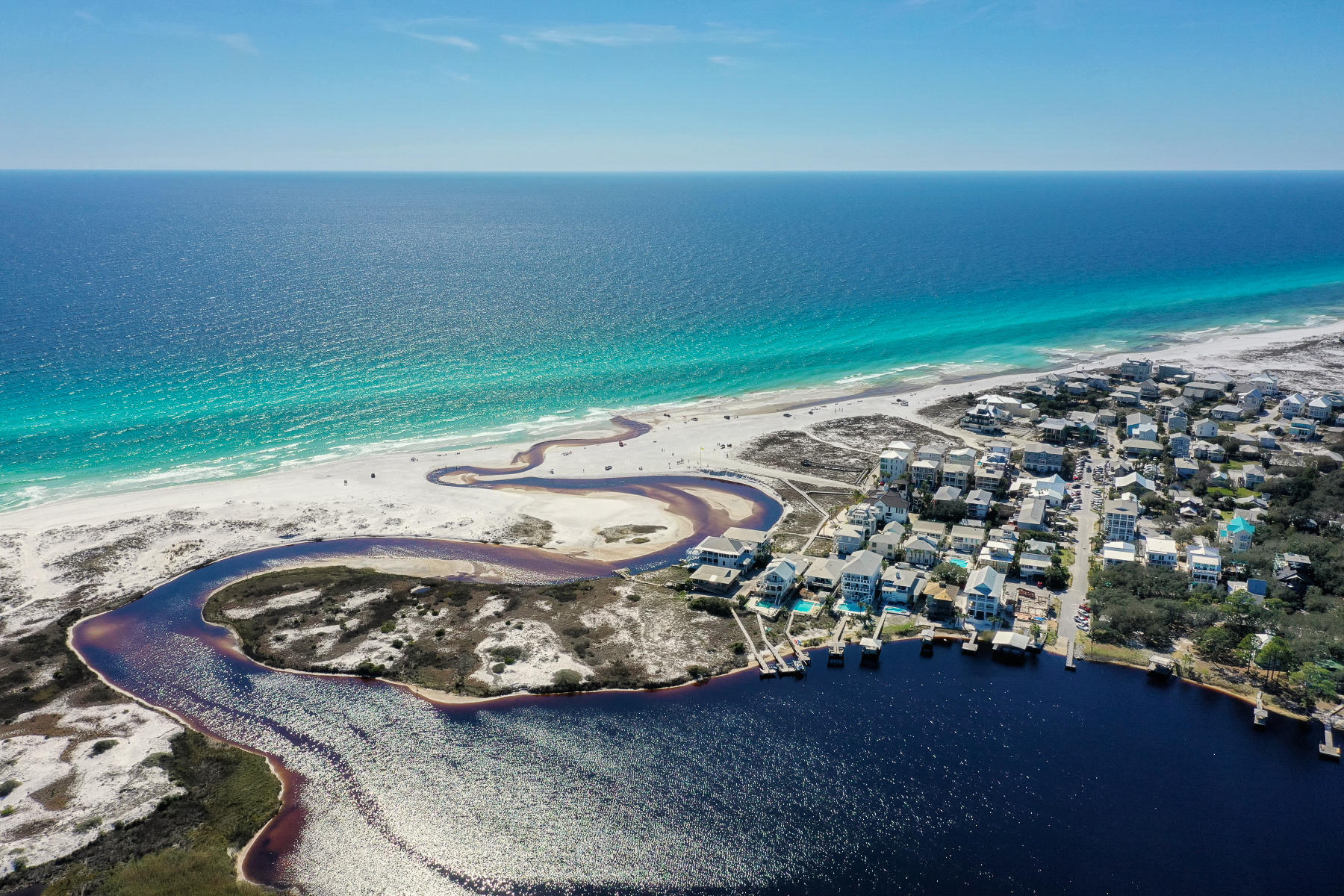 KARA LAKE TOWNHOMES - Residential