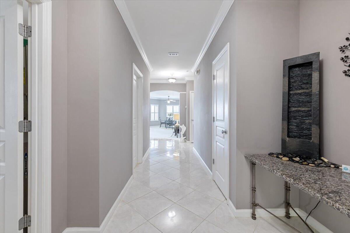 BARATARIA CONDO - Residential