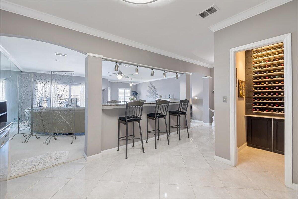 BARATARIA CONDO - Residential