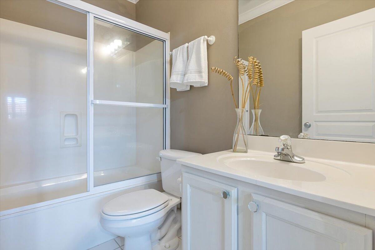 BARATARIA CONDO - Residential