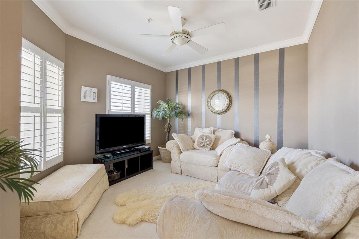 BARATARIA CONDO - Residential