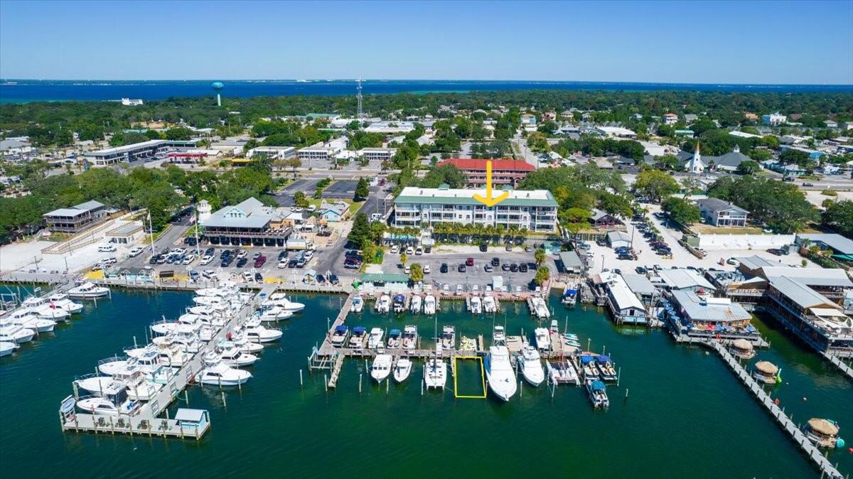 BARATARIA CONDO - Residential