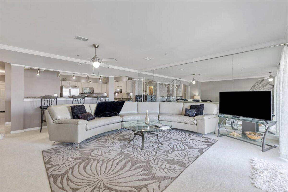 BARATARIA CONDO - Residential