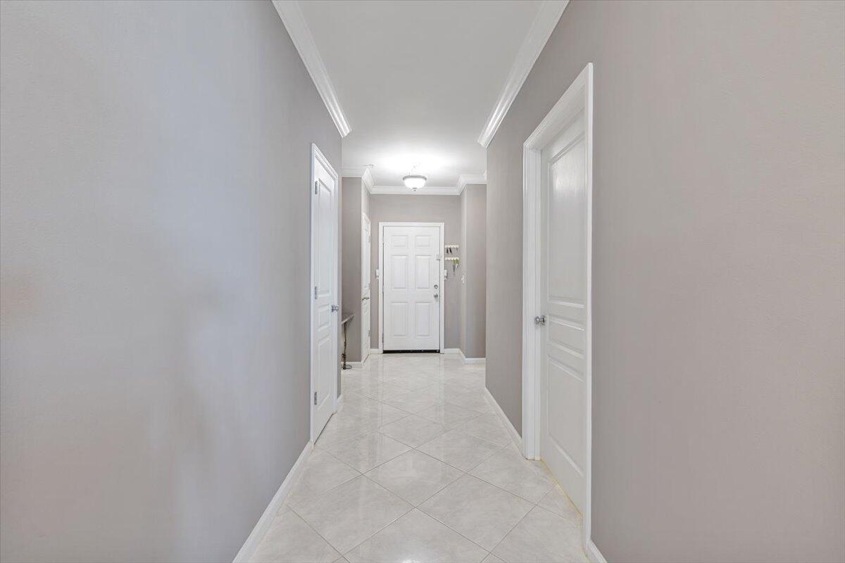 BARATARIA CONDO - Residential