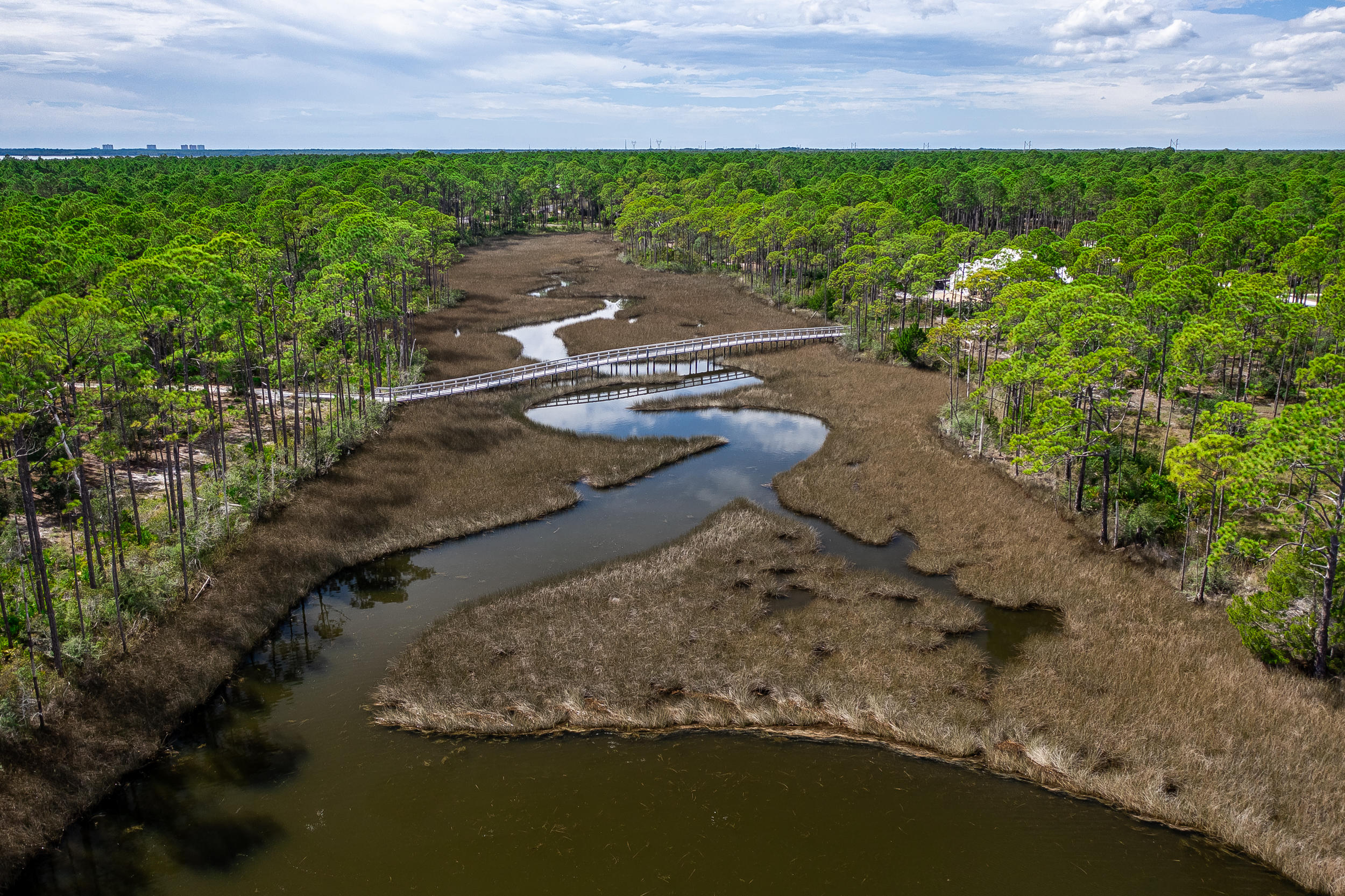 RIVERCAMPS ON CROOKED CREEK - Land