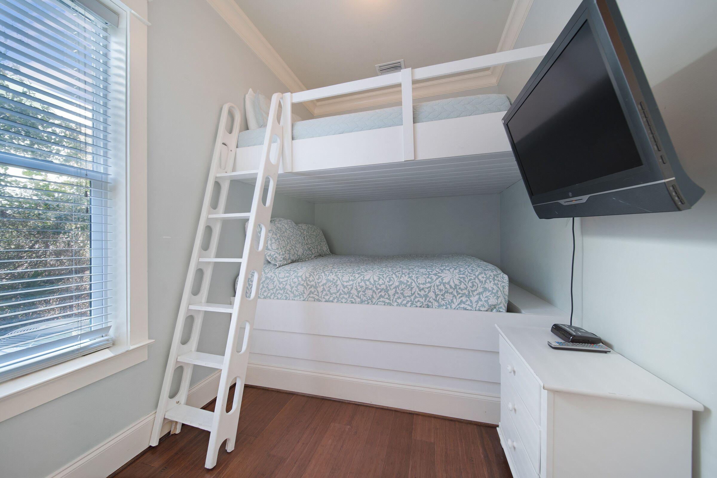 DESTINY BY THE SEA S/D - Residential