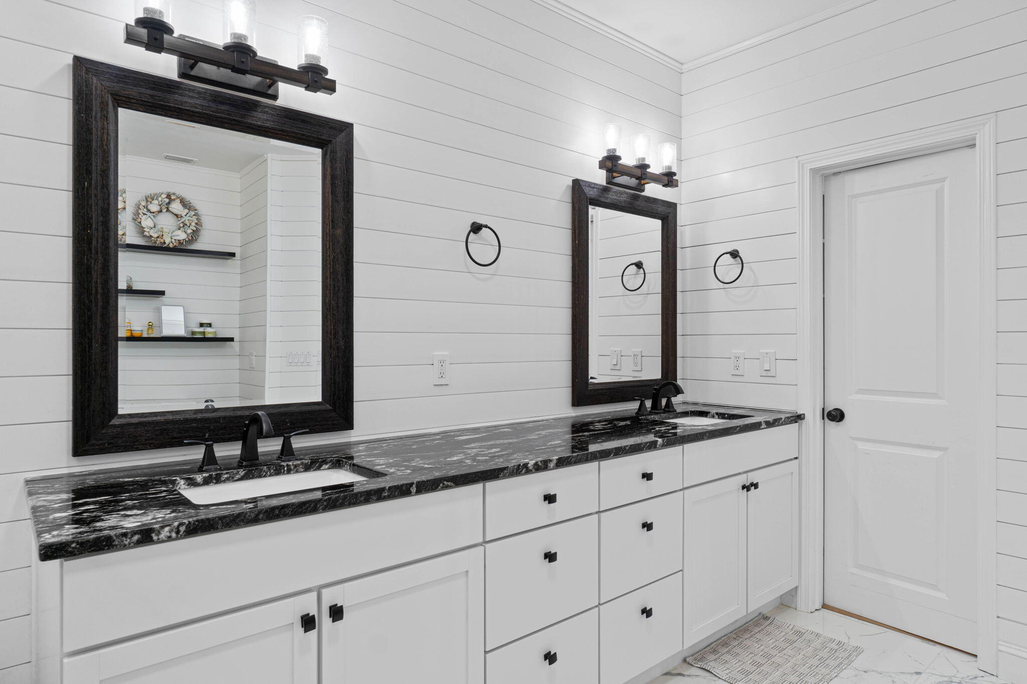 ROCKY BAYOU ESTATES 12B - Residential