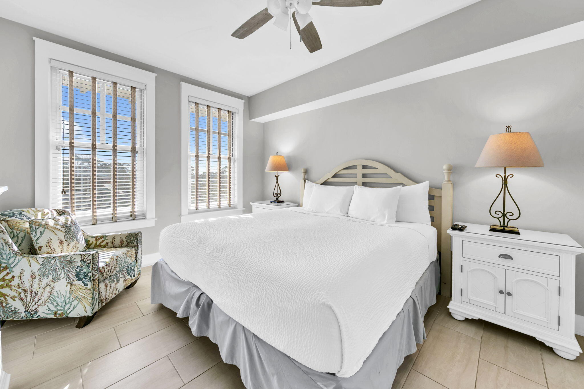 Observation Point North - Residential