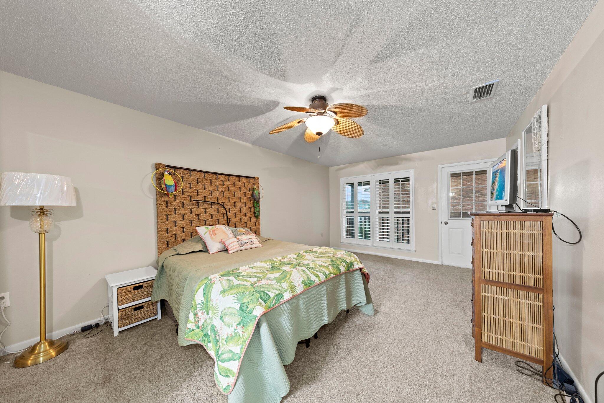 GARDEN VILLAS PH 1 - Residential