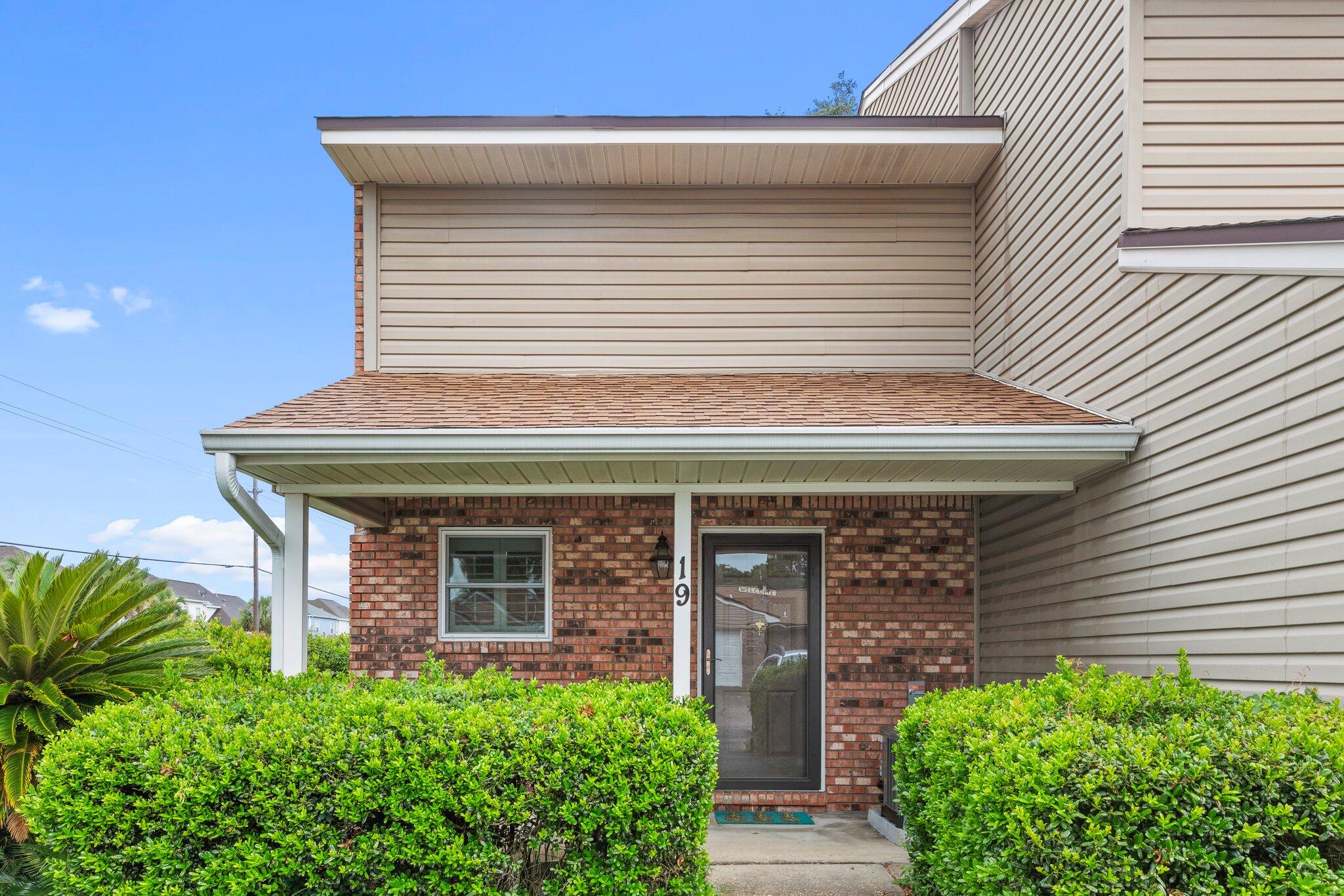 GARDEN VILLAS PH 1 - Residential