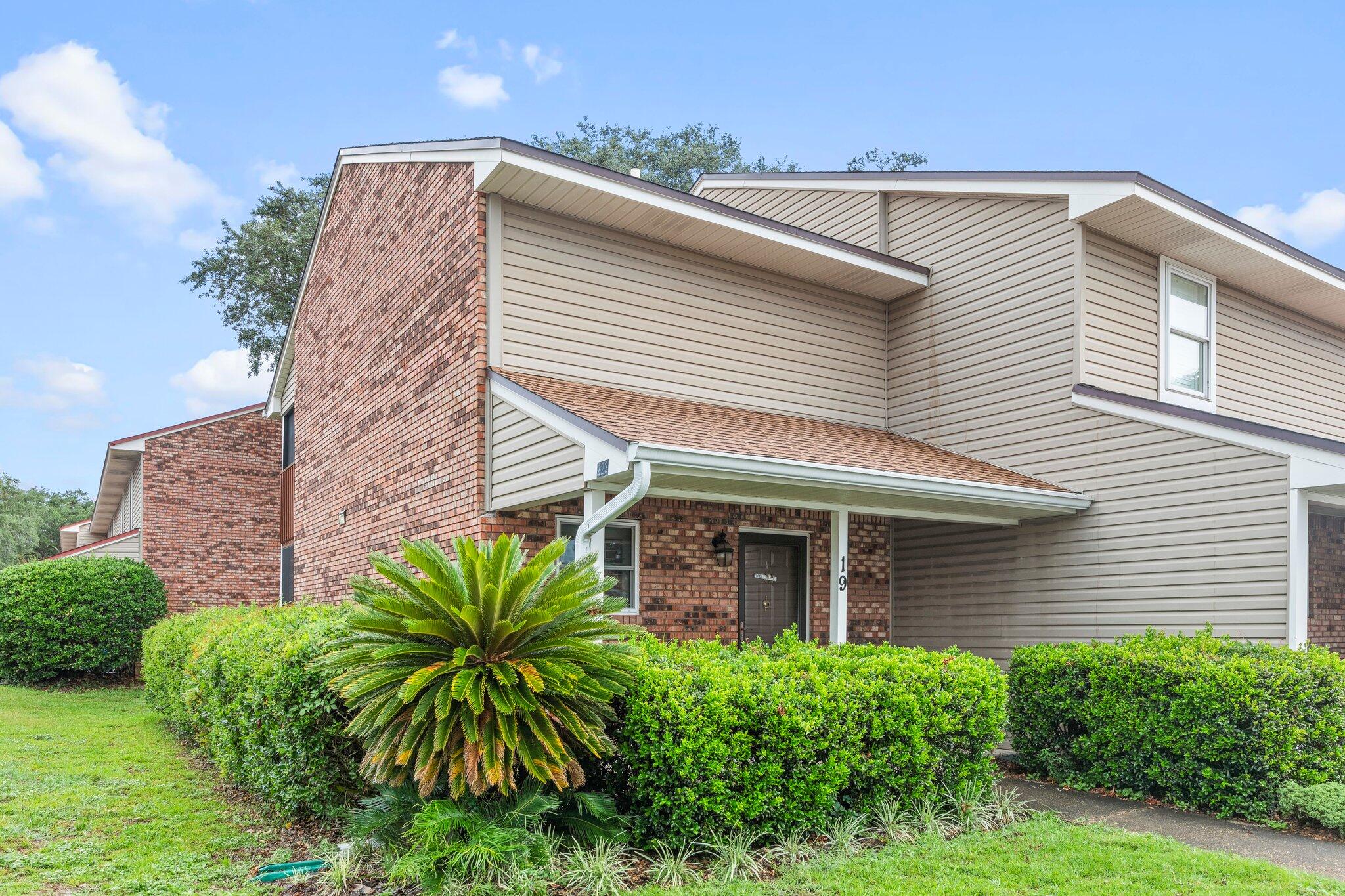 GARDEN VILLAS PH 1 - Residential