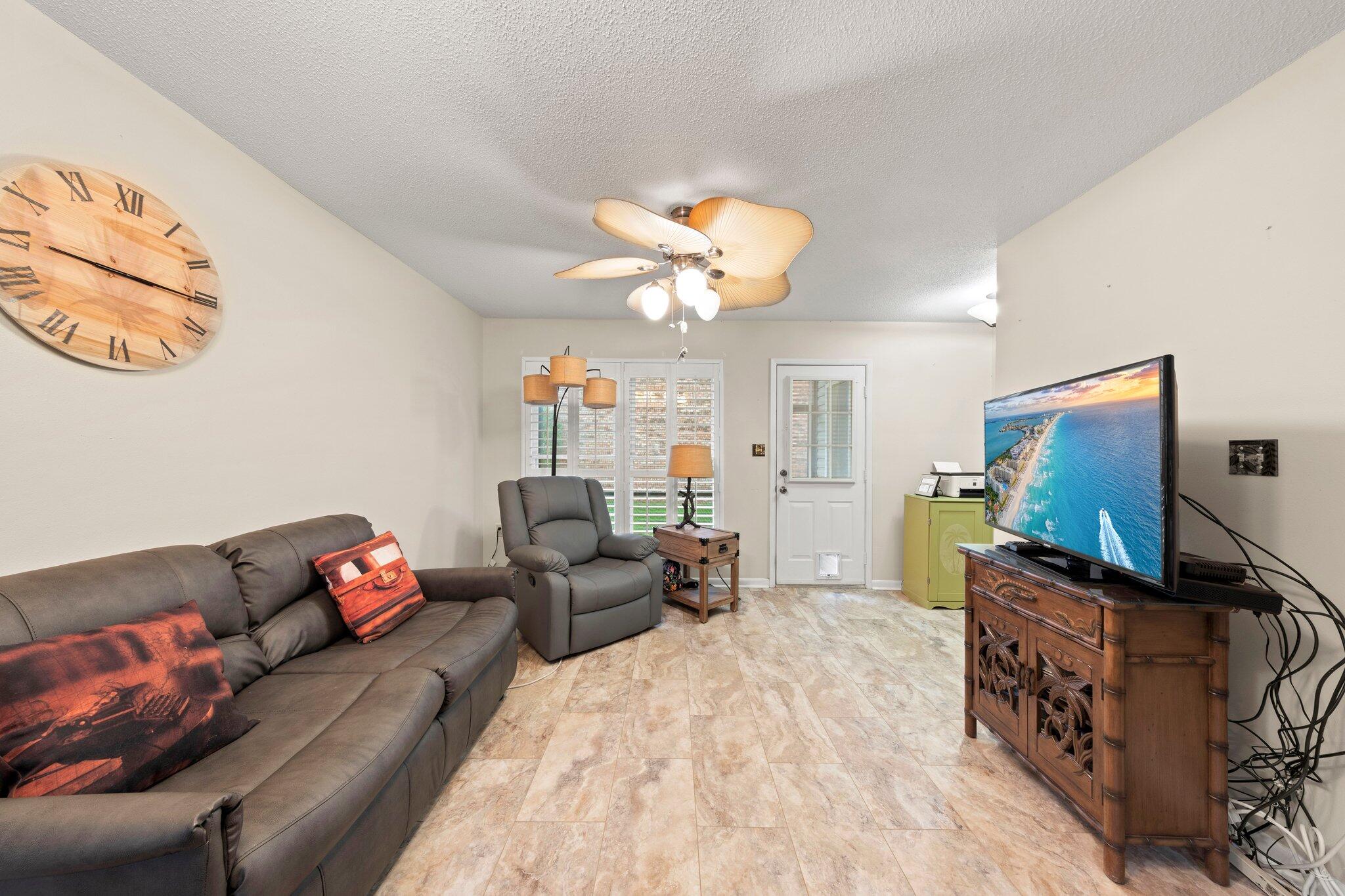 GARDEN VILLAS PH 1 - Residential