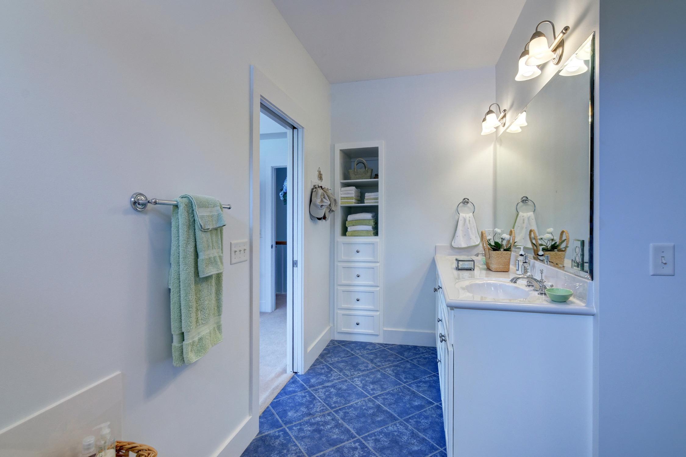 GROVE BY THE SEA 1ST ADDN - Residential