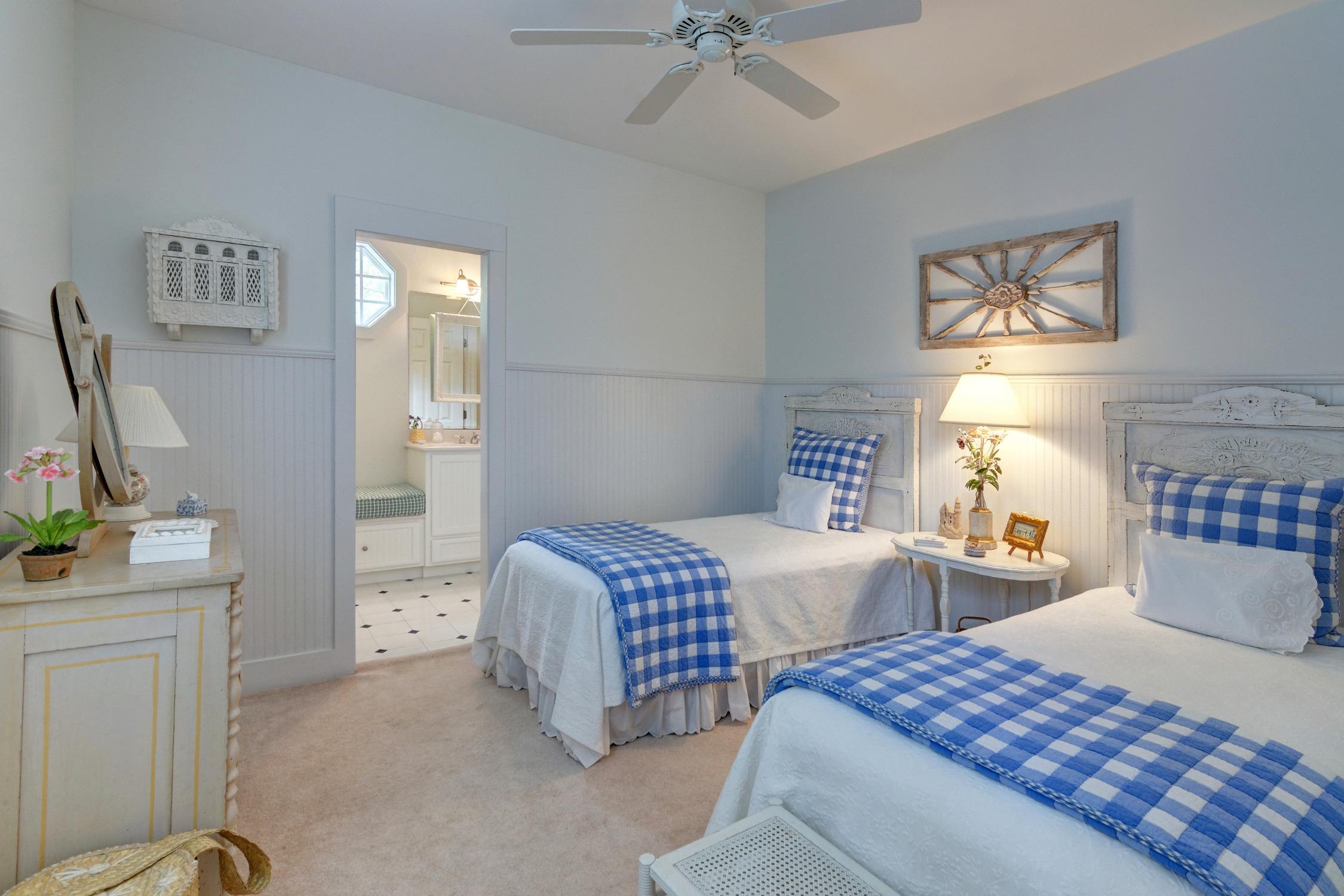 GROVE BY THE SEA 1ST ADDN - Residential