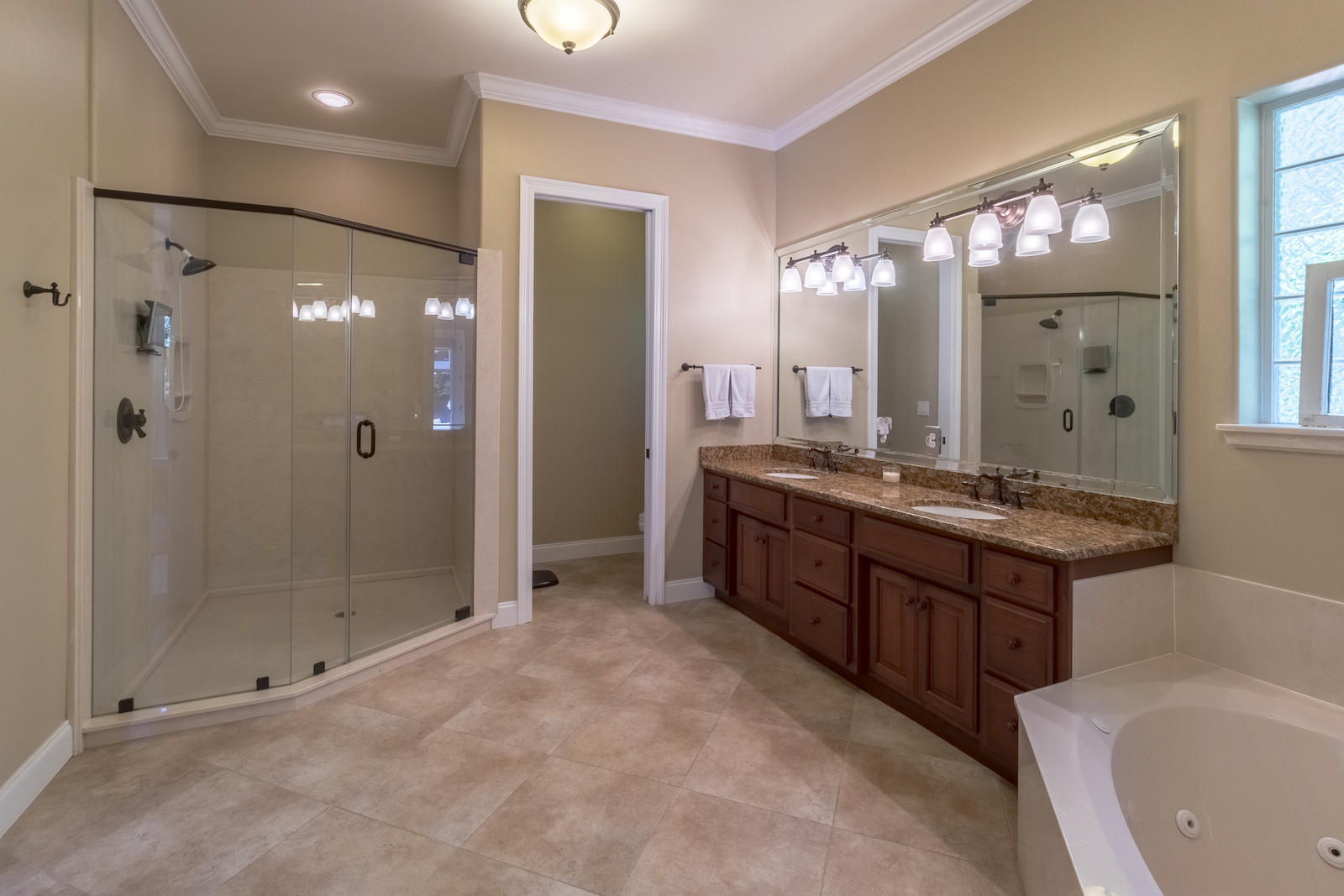 BOTANY BAYOU - Residential