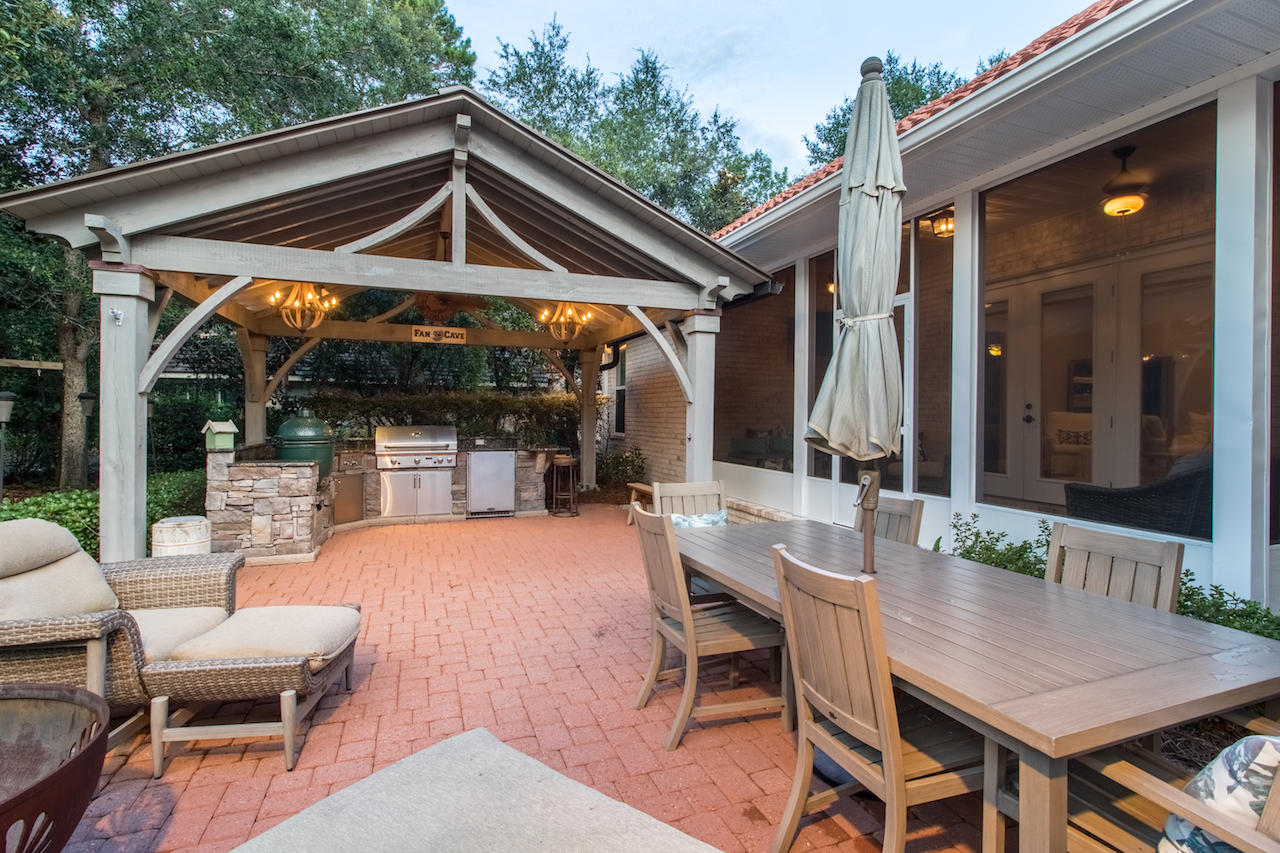 BOTANY BAYOU - Residential