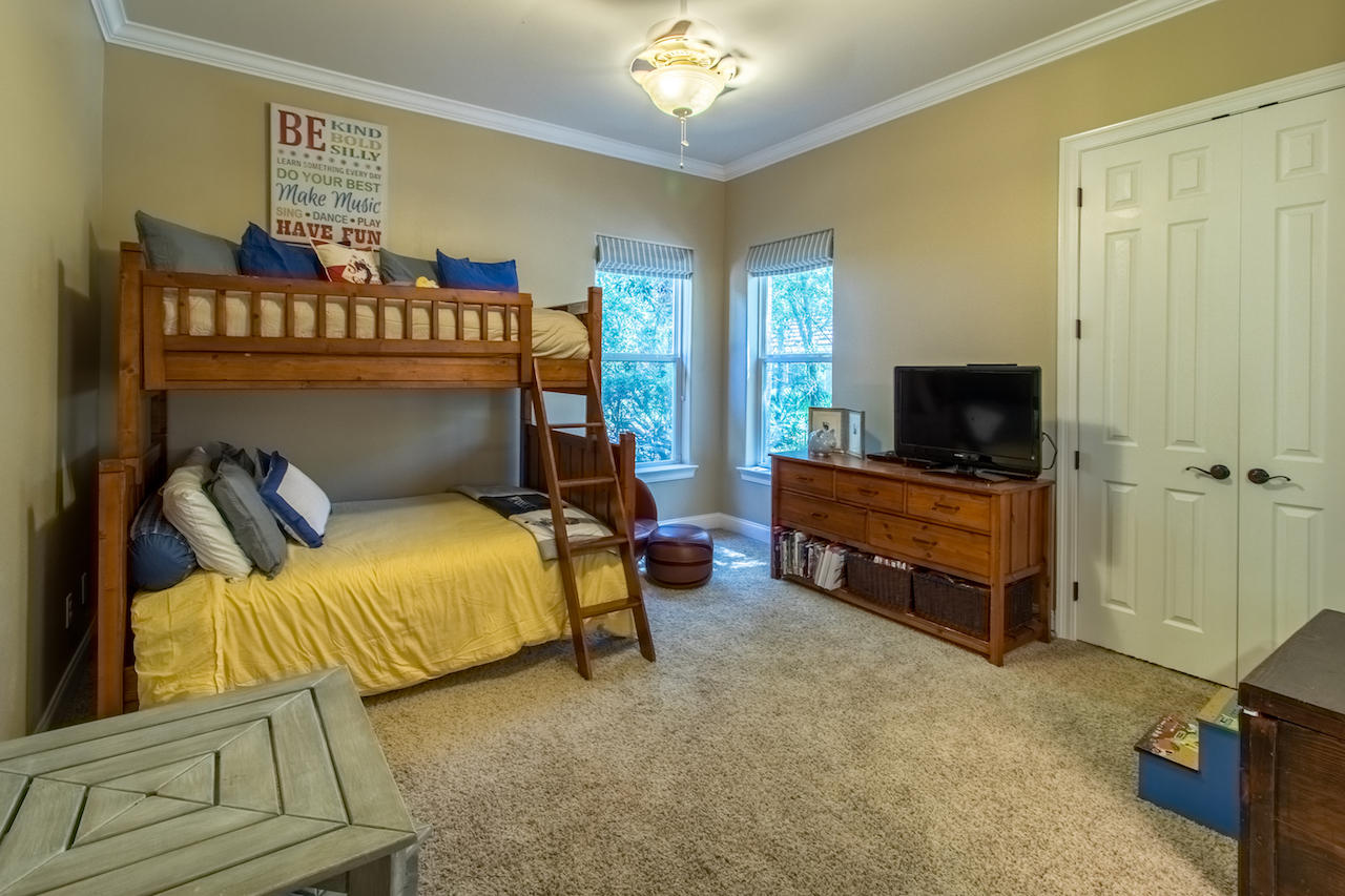 BOTANY BAYOU - Residential