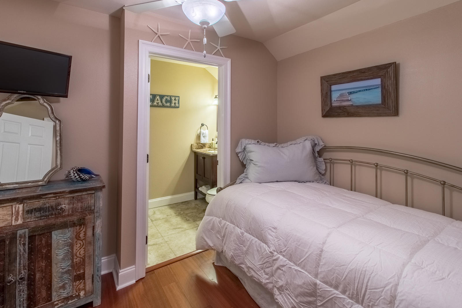 BOTANY BAYOU - Residential