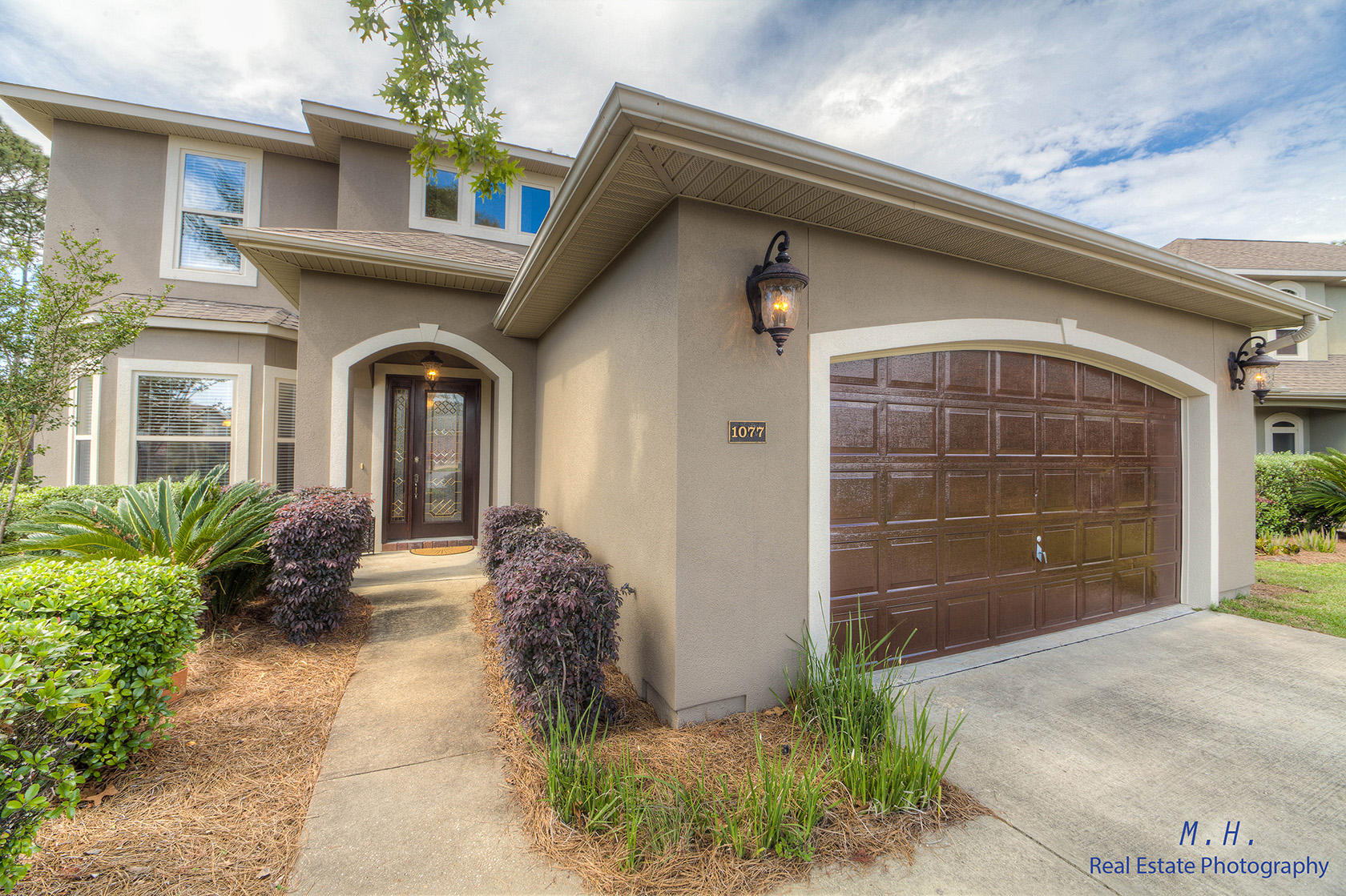 CHARDONNAY ESTATES - Residential