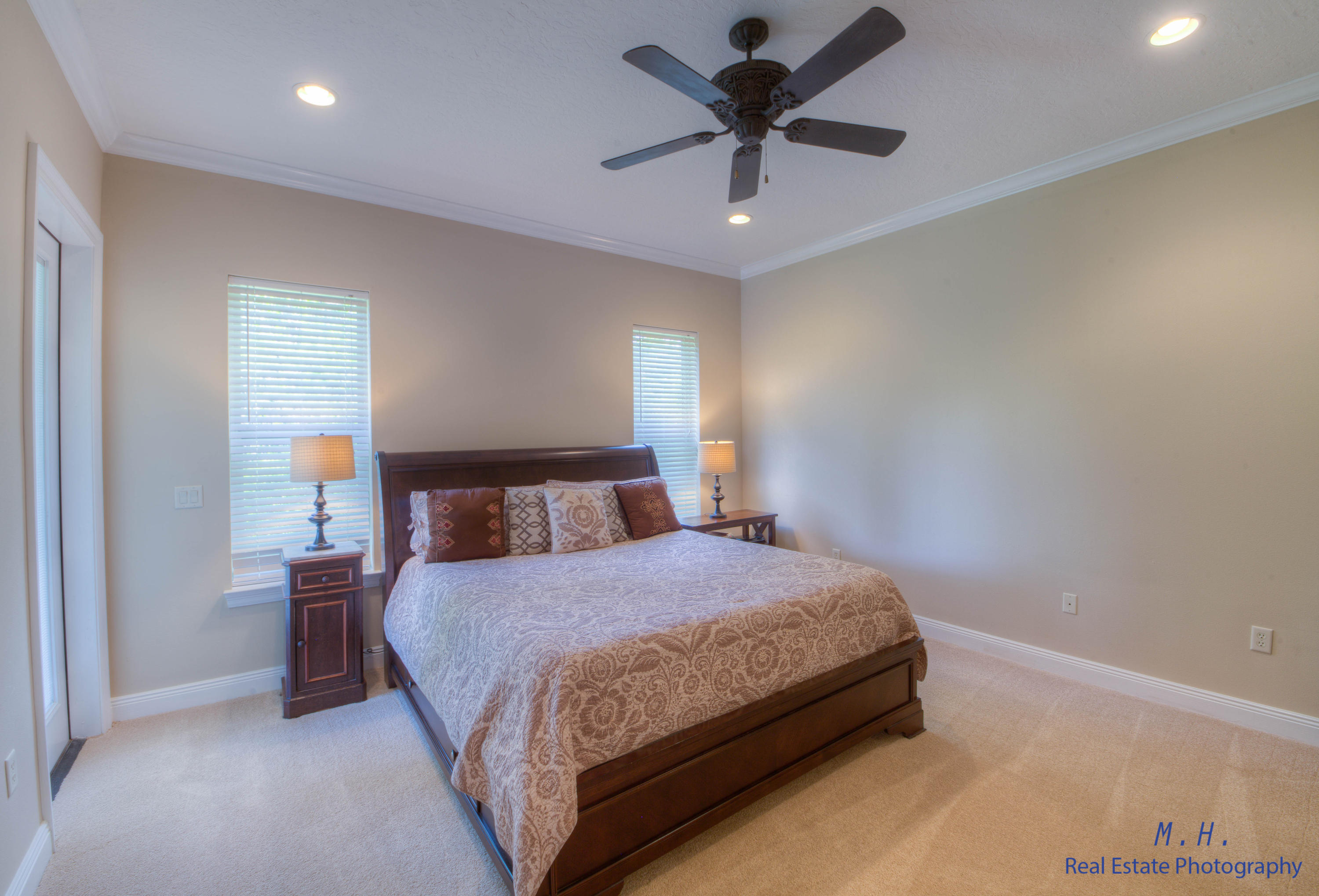 CHARDONNAY ESTATES - Residential