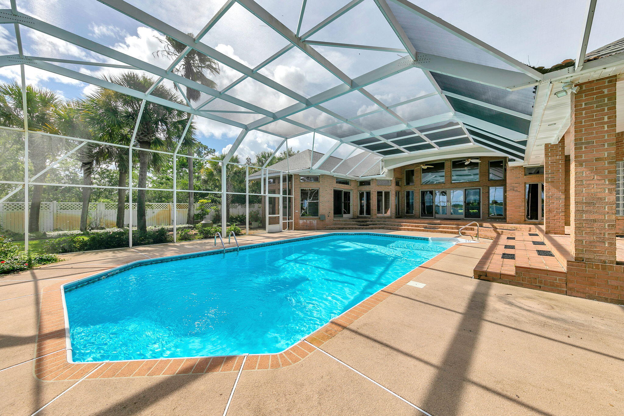 PARISH POINT - Residential