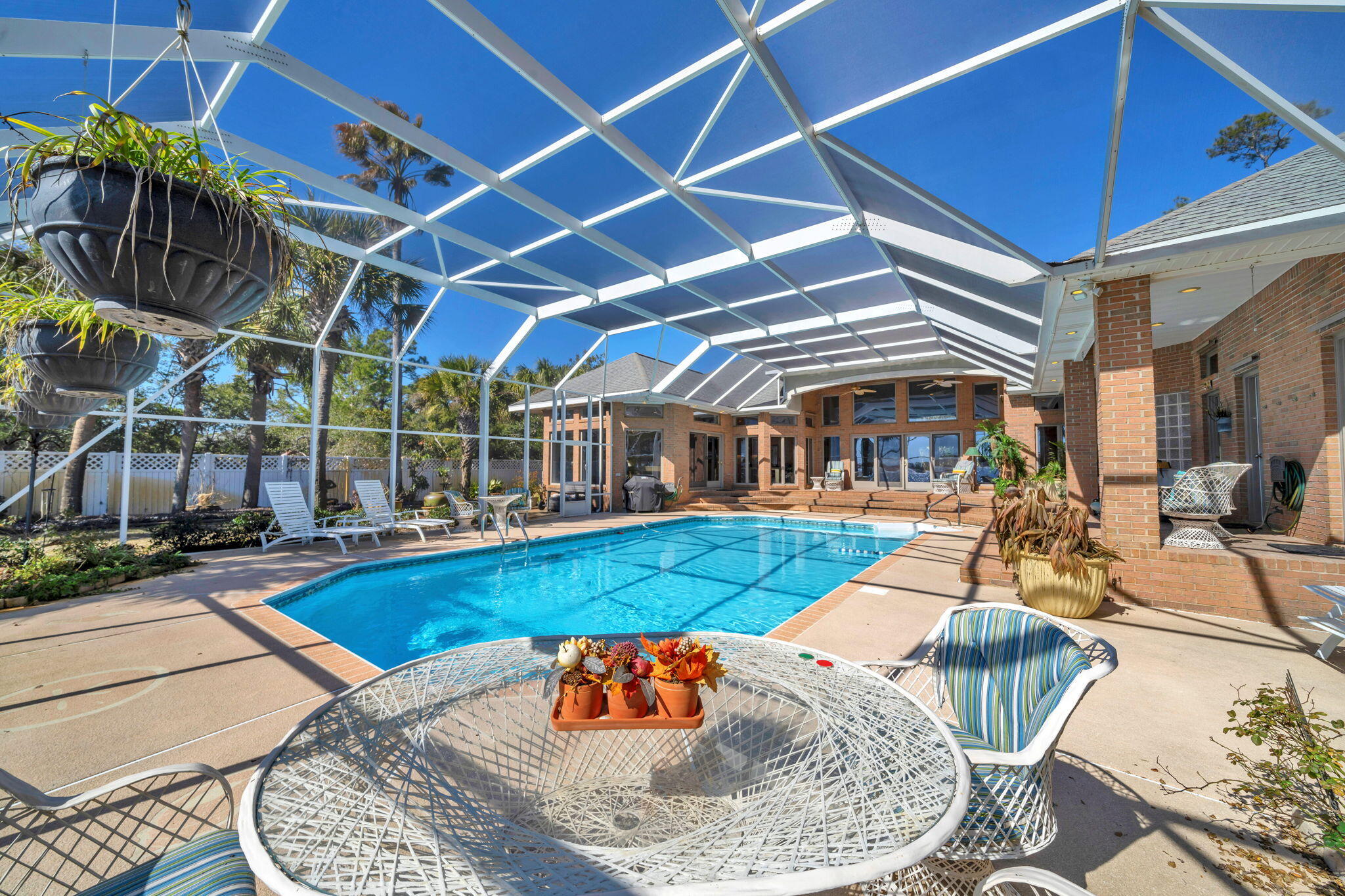 PARISH POINT - Residential