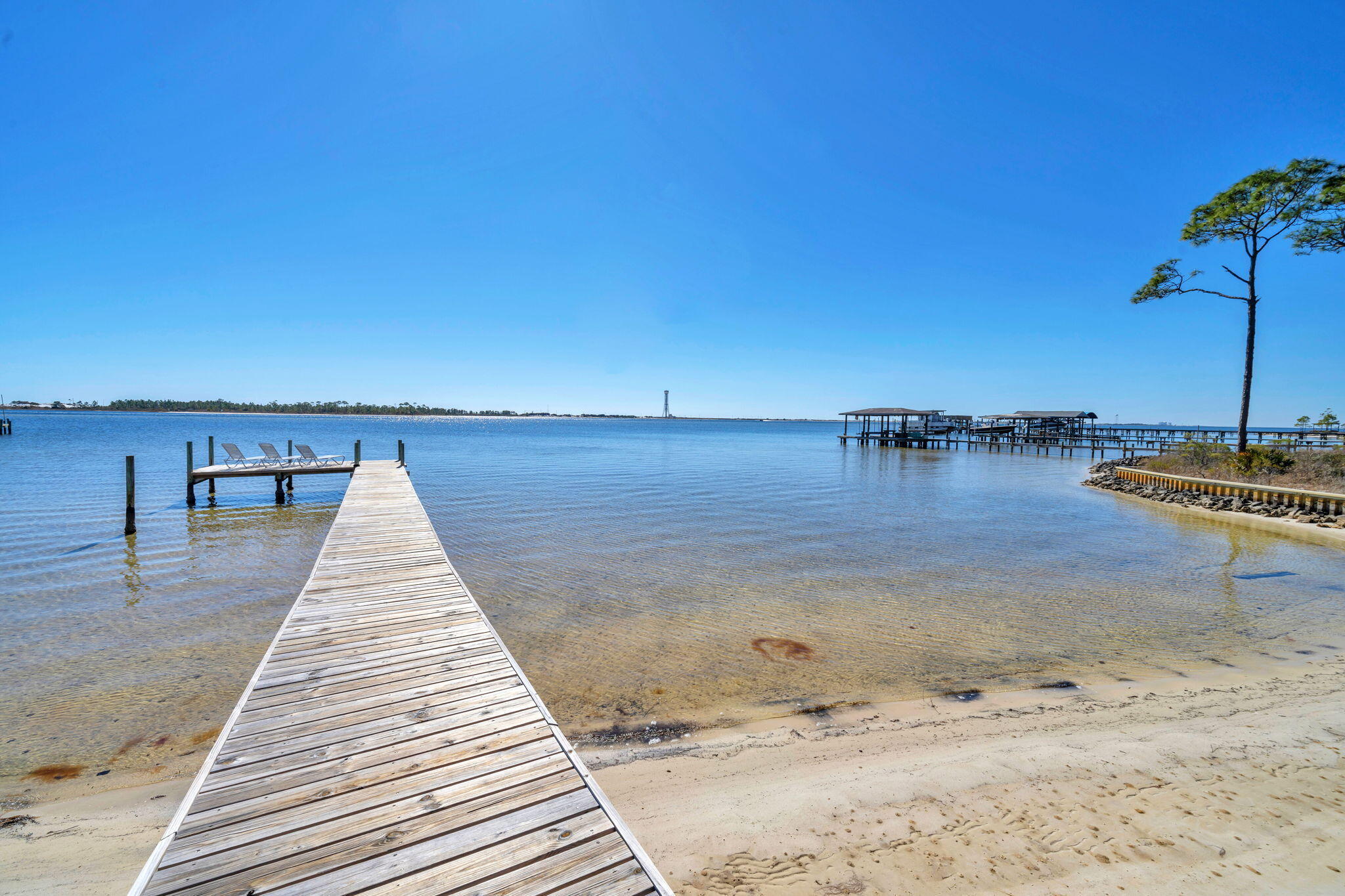 PARISH POINT - Residential