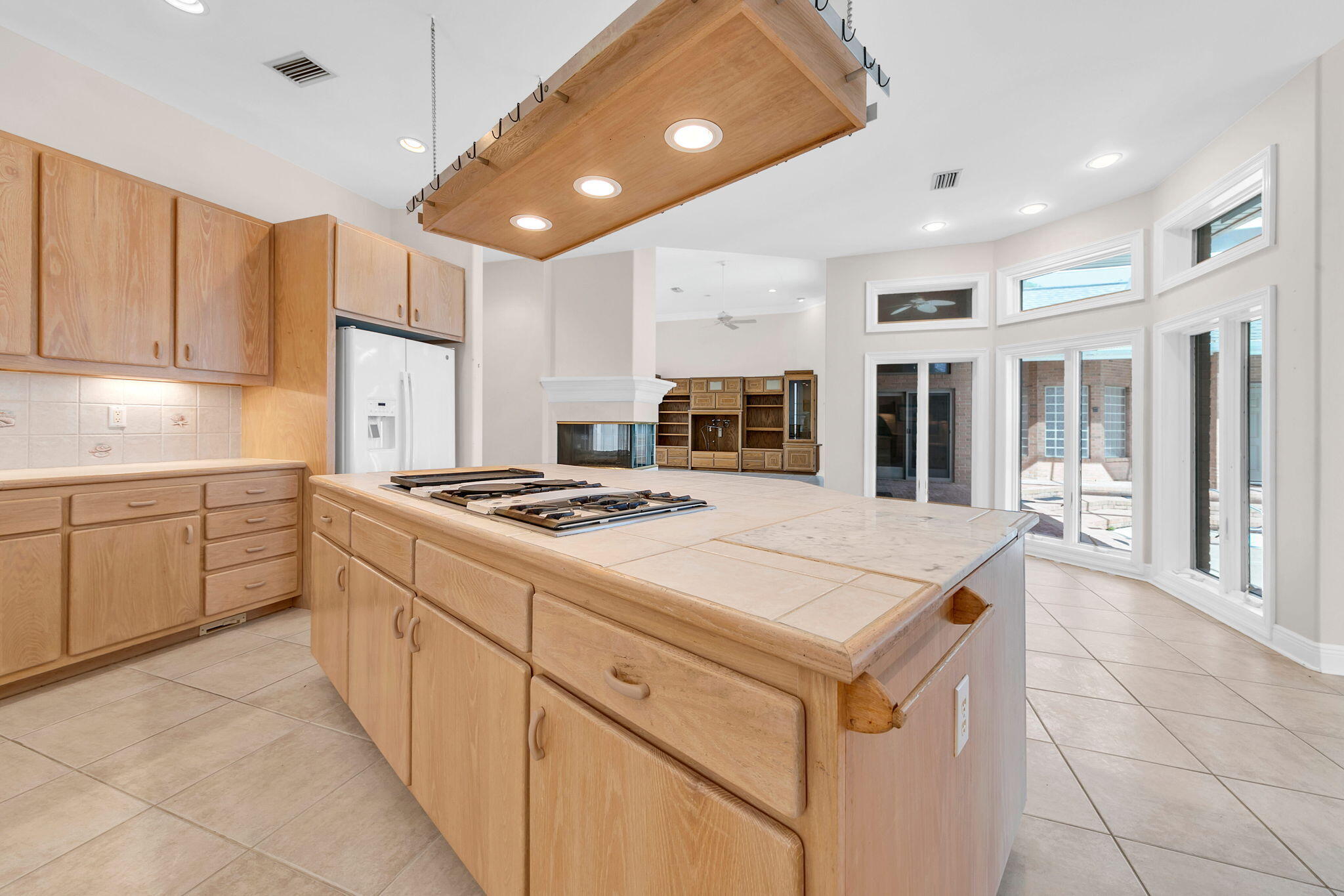 PARISH POINT - Residential